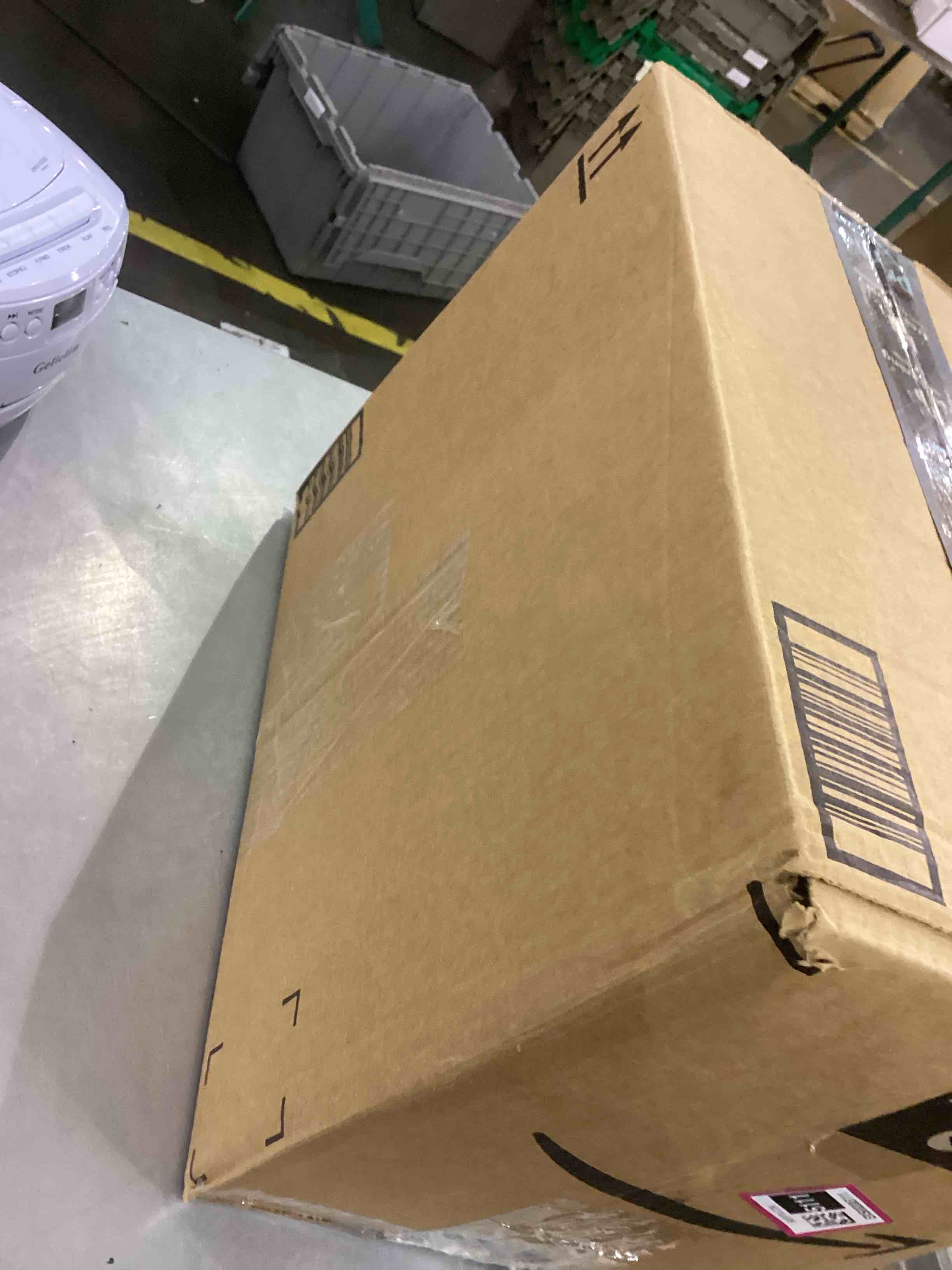 https://s3.amazonaws.com/lotting-images-prod/bidfta/EXS00305111_1691172822887.jpeg