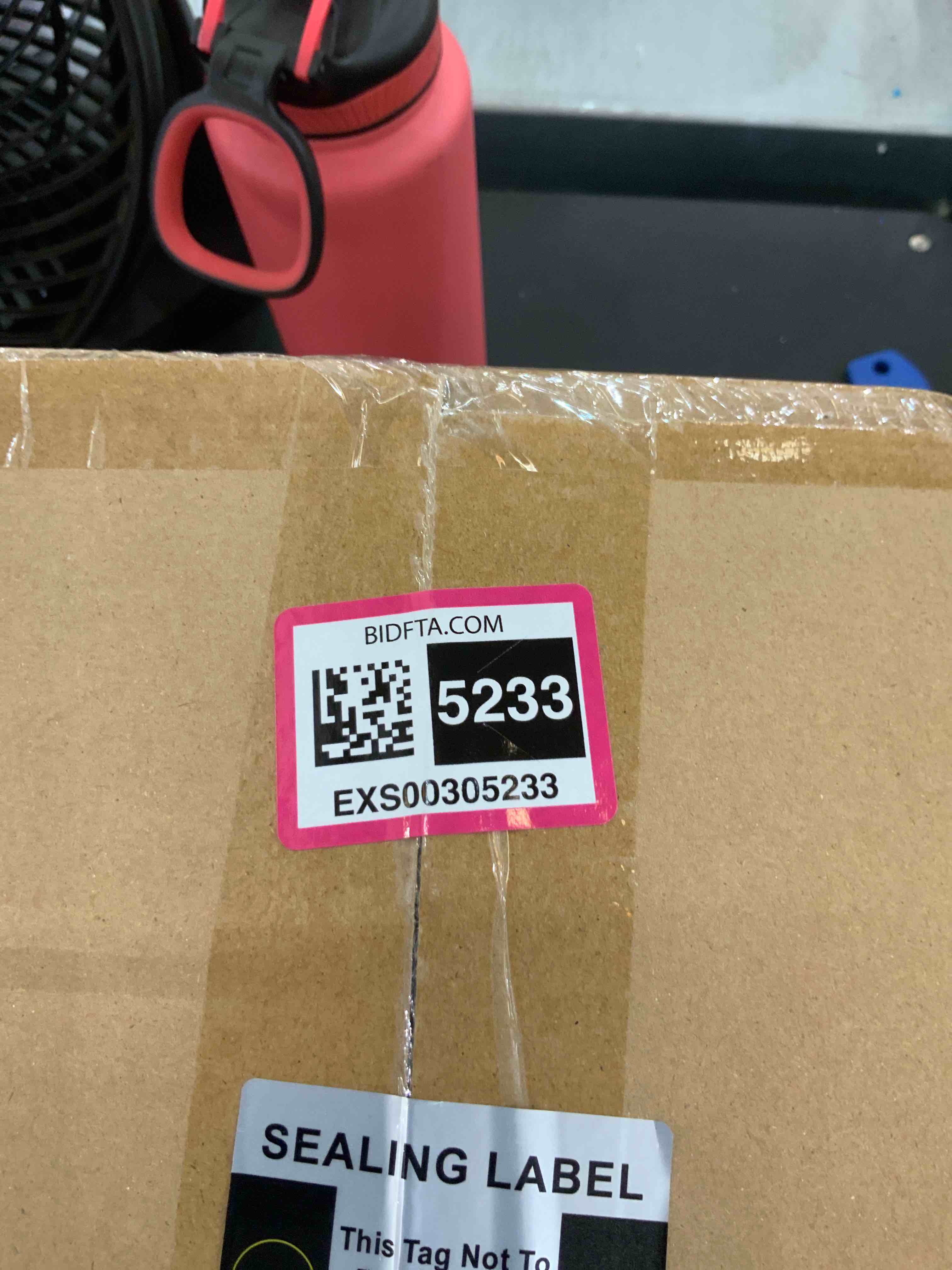 https://s3.amazonaws.com/lotting-images-prod/bidfta/EXS00305233_1692117712088.jpeg