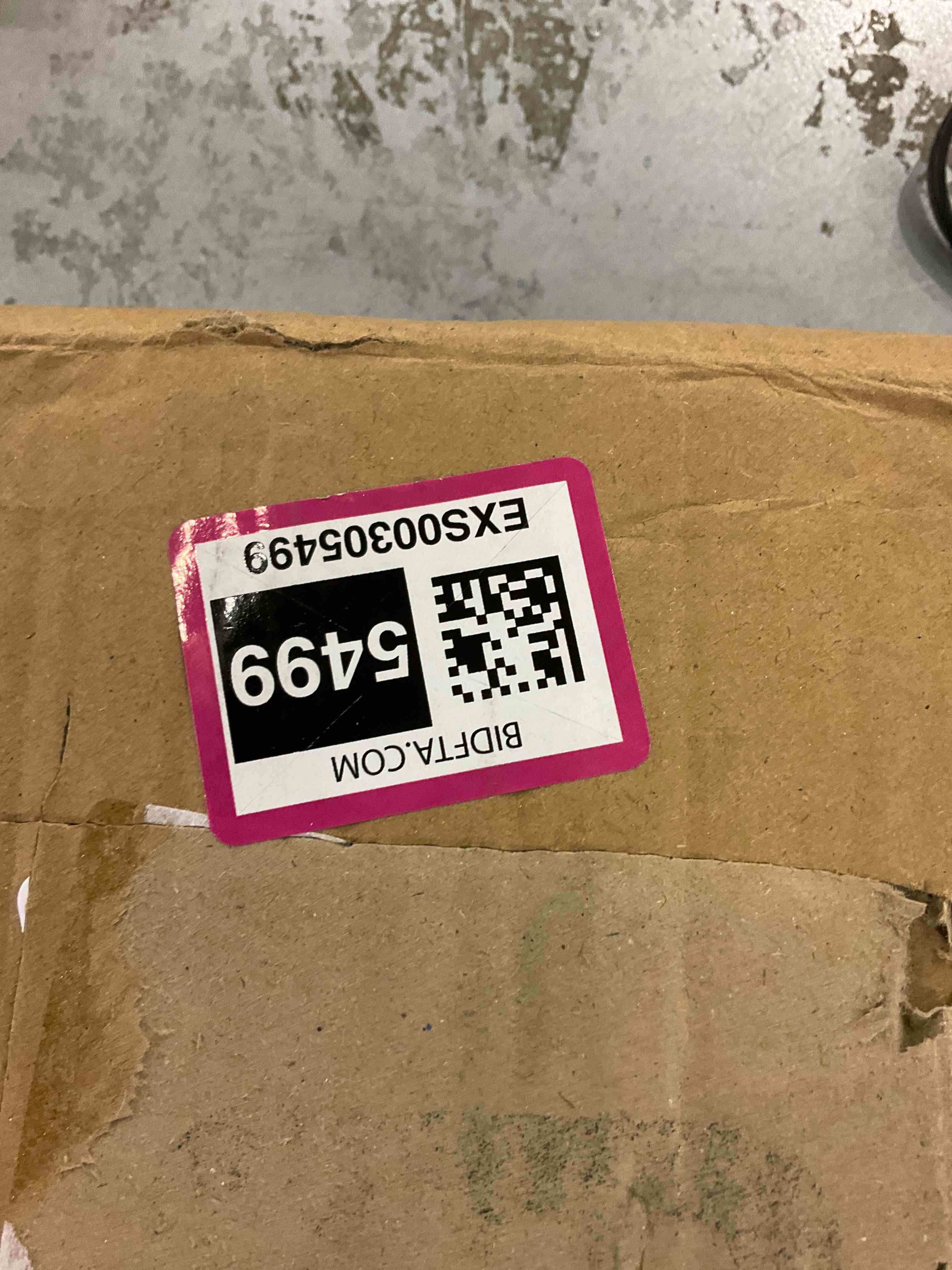 https://s3.amazonaws.com/lotting-images-prod/bidfta/EXS00305499_1693230074166.jpeg
