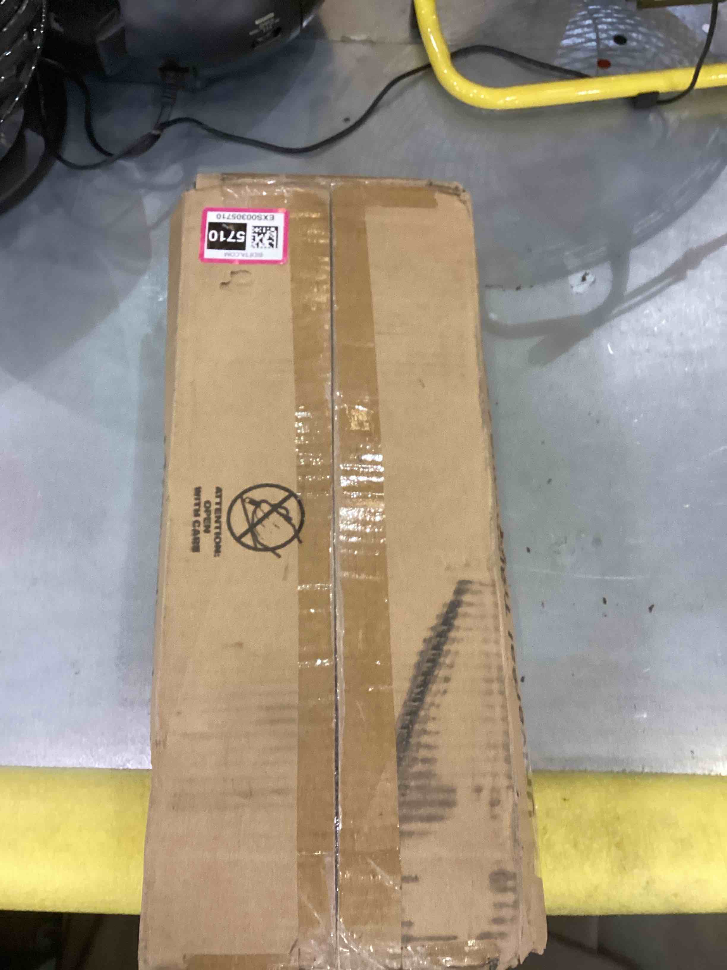 https://s3.amazonaws.com/lotting-images-prod/bidfta/EXS00305710_1689172619233.jpeg
