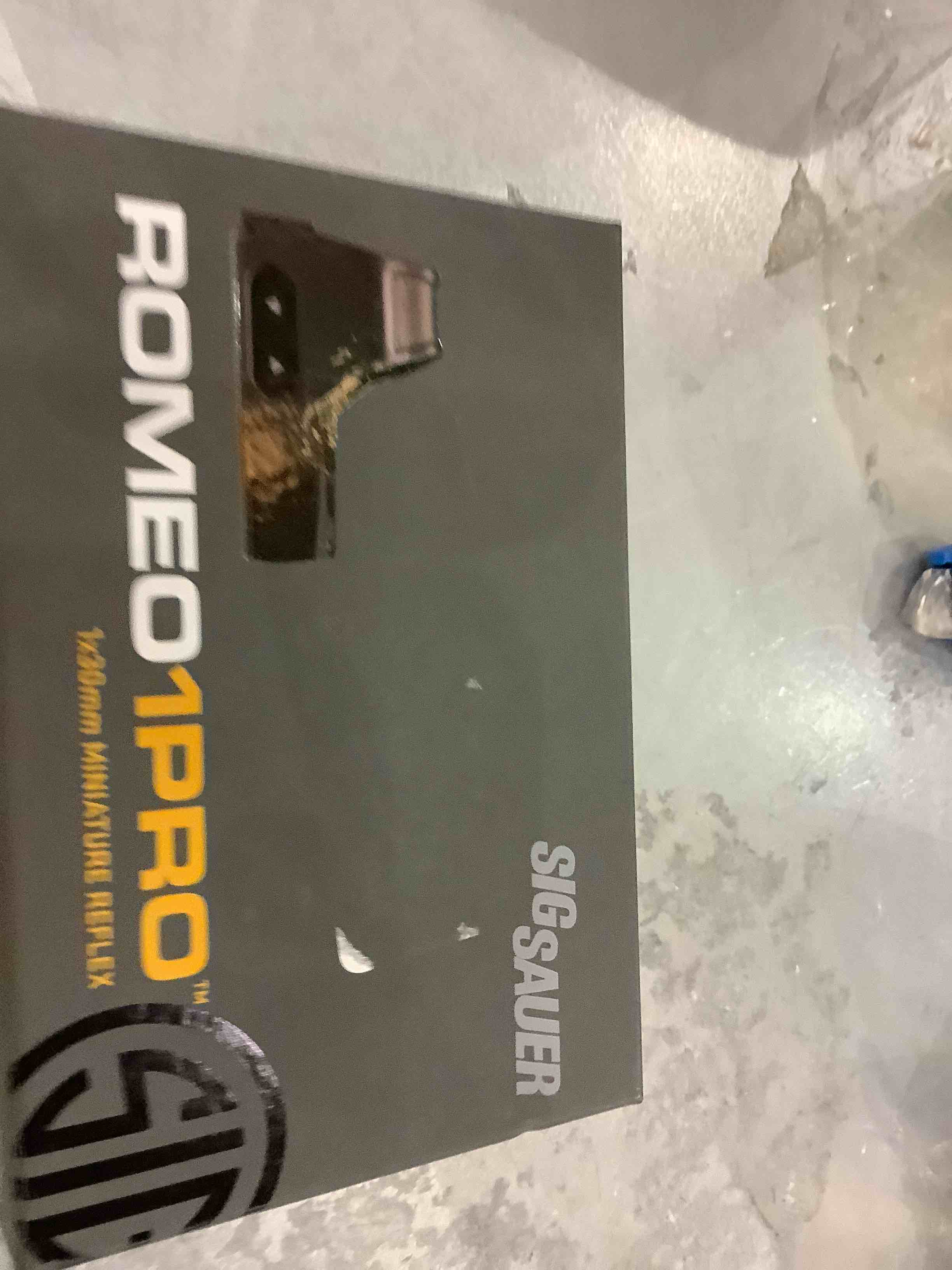 https://s3.amazonaws.com/lotting-images-prod/bidfta/EXS00305843_1689263086666.jpeg