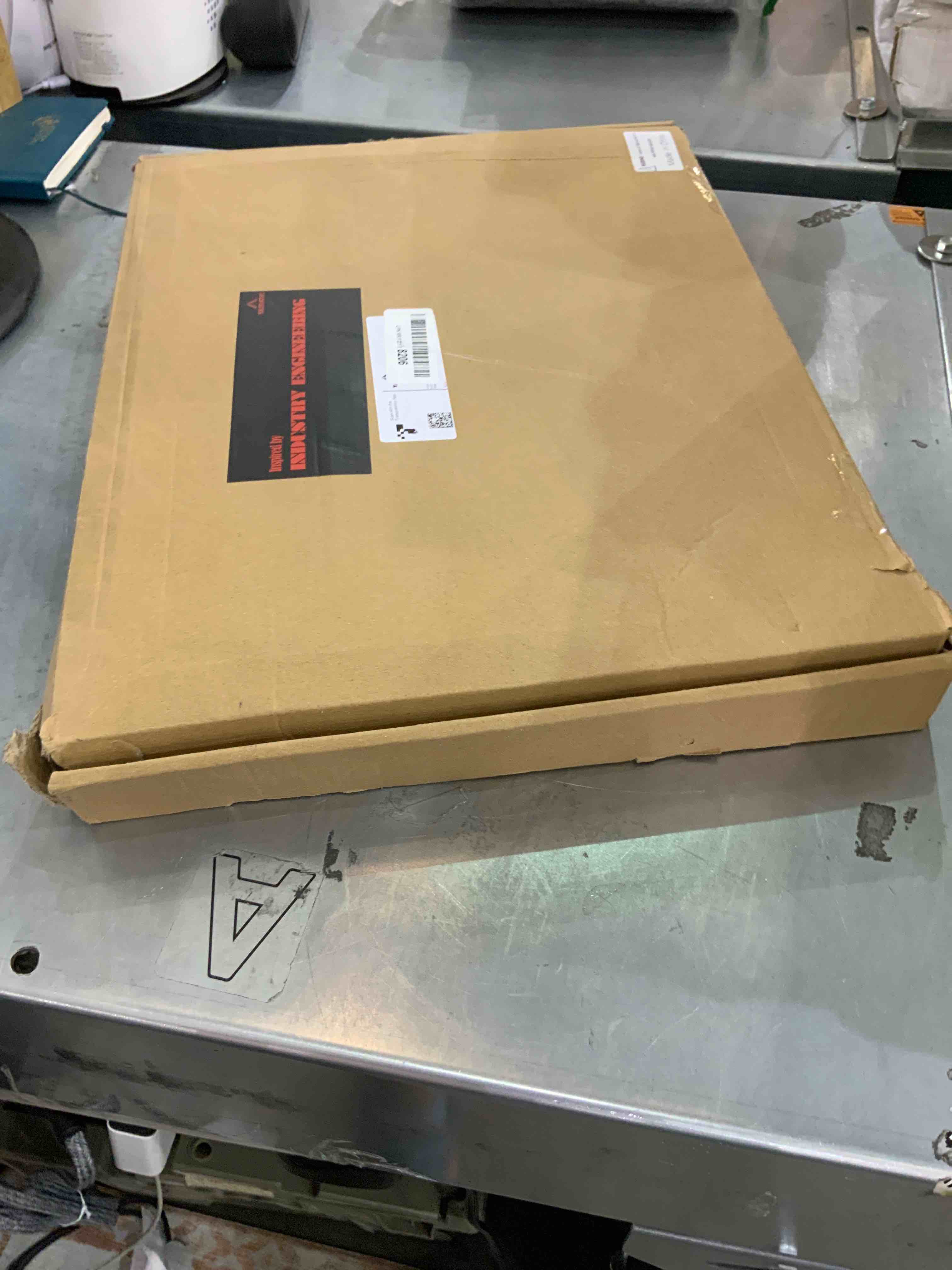 https://s3.amazonaws.com/lotting-images-prod/bidfta/EXS00306501_1687891025438.jpeg