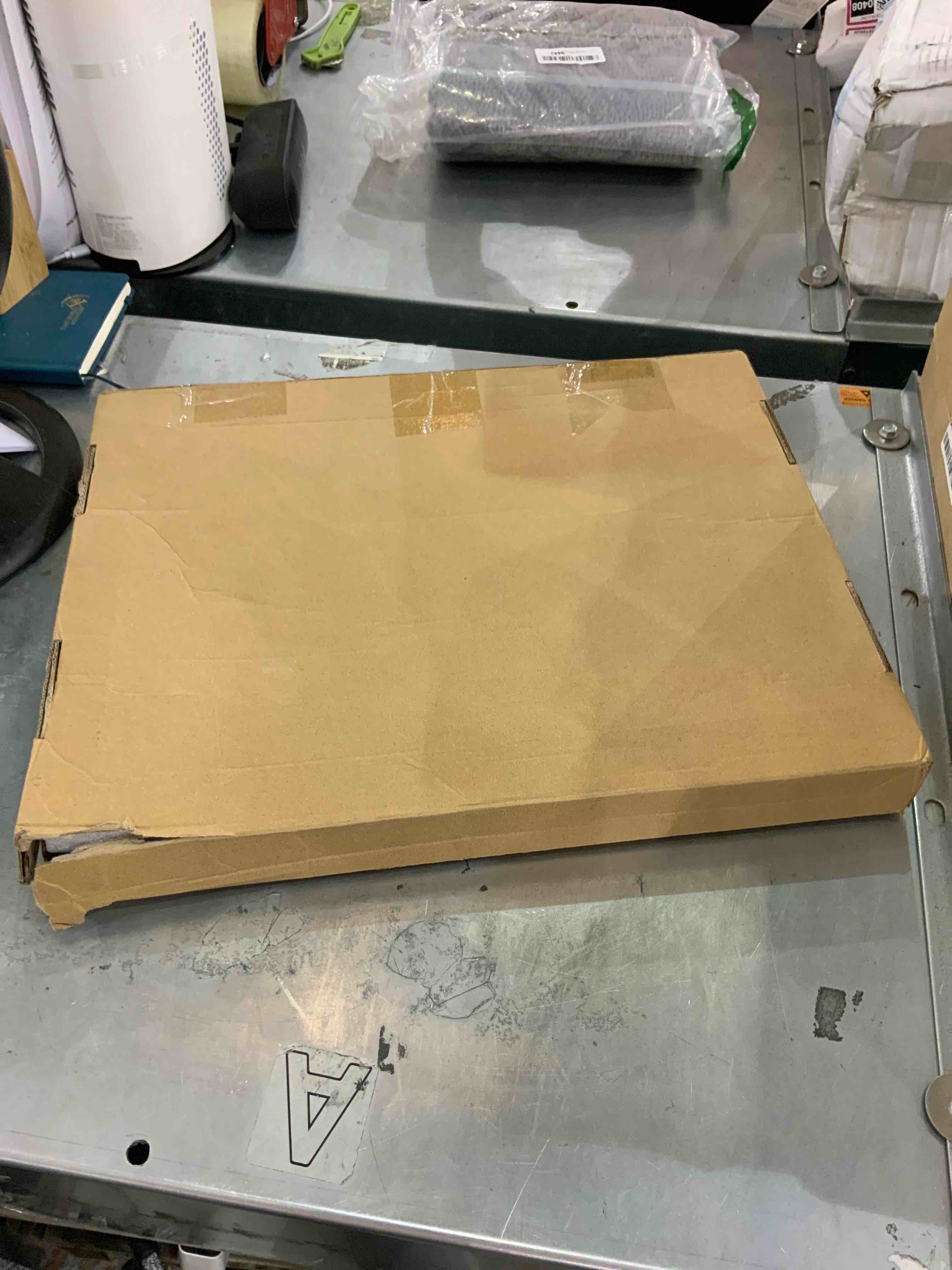 https://s3.amazonaws.com/lotting-images-prod/bidfta/EXS00306501_1687891032552.jpeg