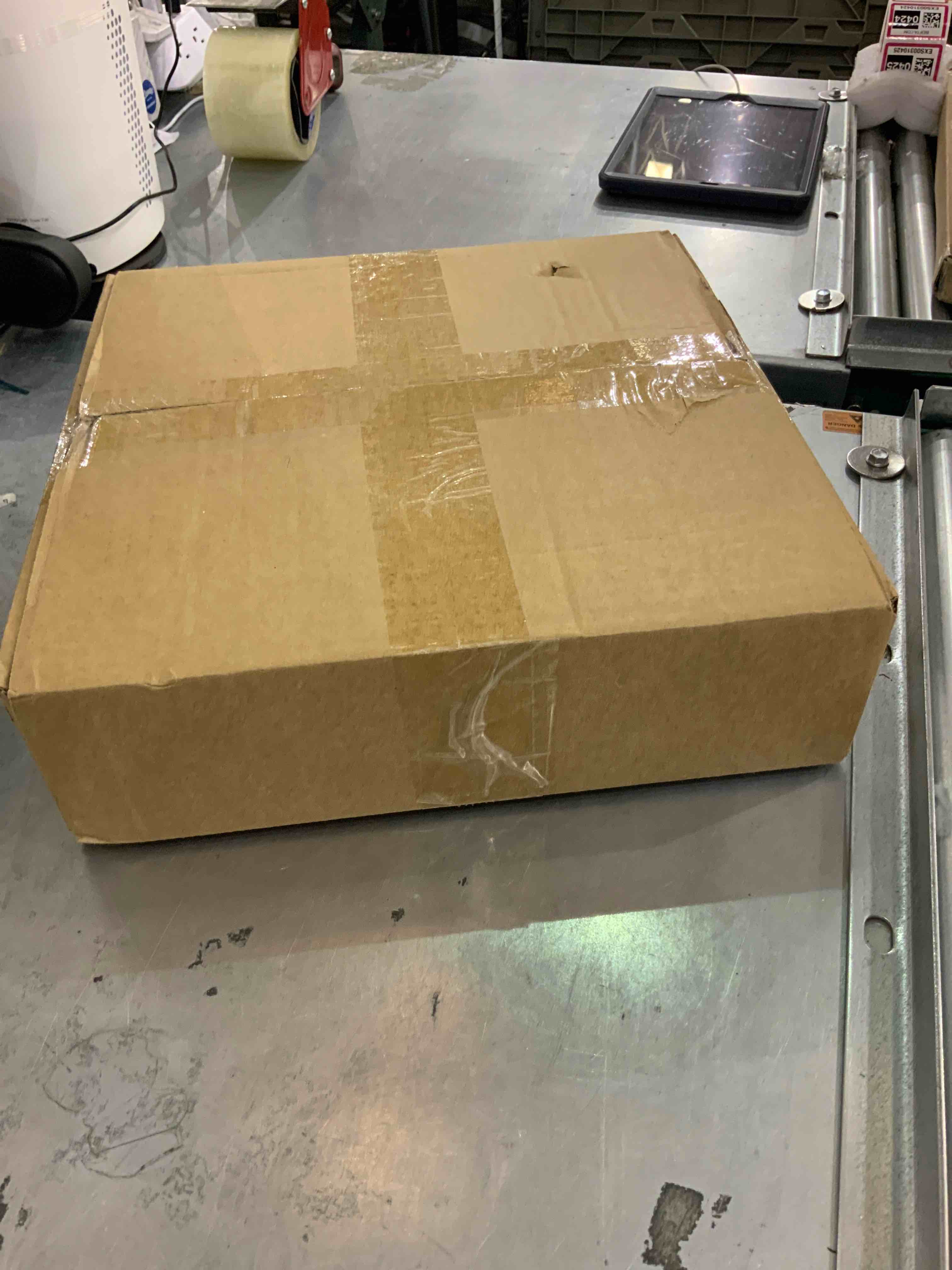 https://s3.amazonaws.com/lotting-images-prod/bidfta/EXS00306608_1687956556452.jpeg