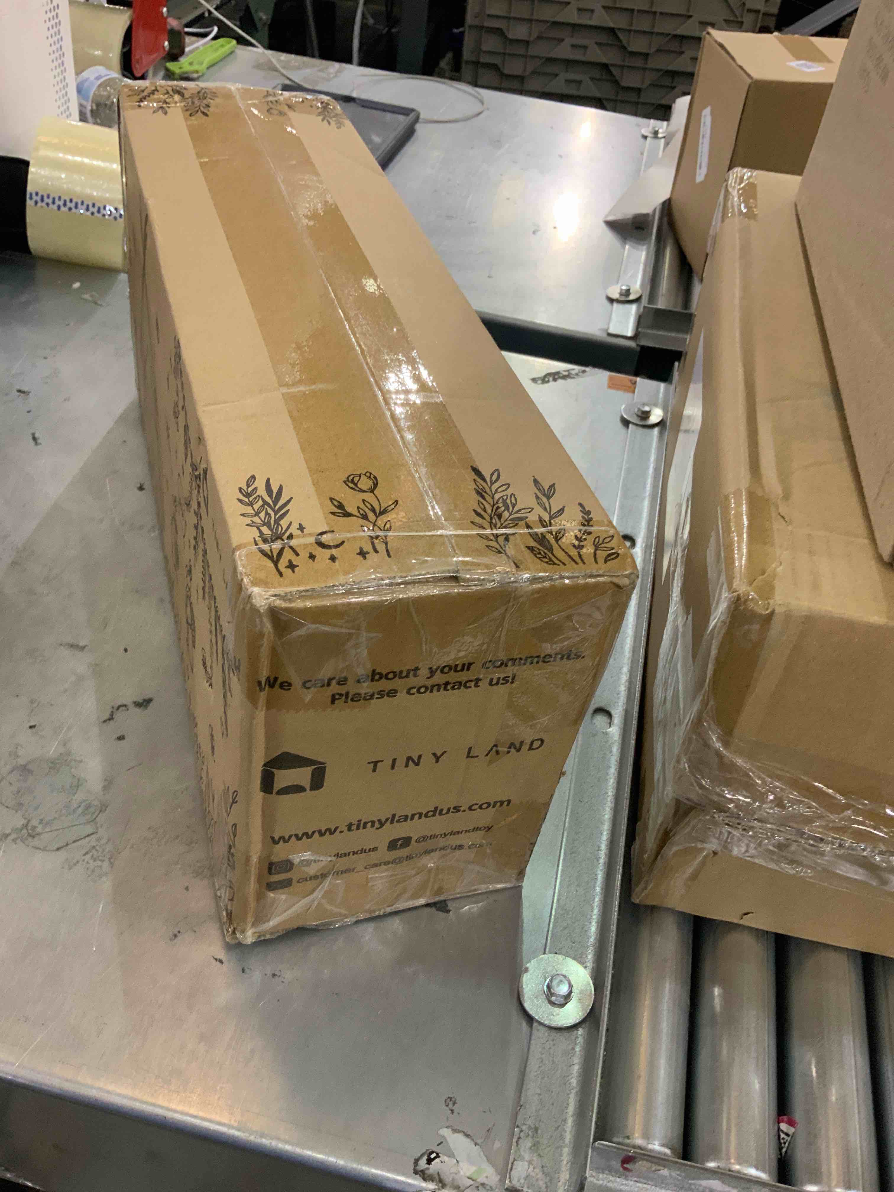 https://s3.amazonaws.com/lotting-images-prod/bidfta/EXS00306784_1688046795768.jpeg