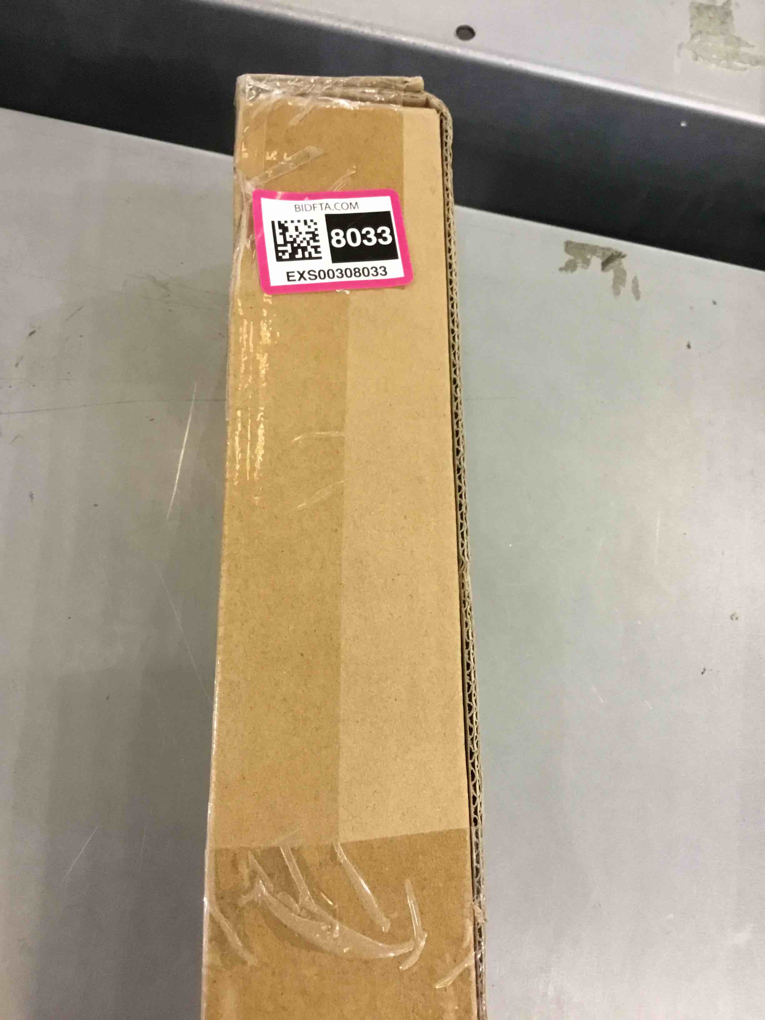 https://s3.amazonaws.com/lotting-images-prod/bidfta/EXS00308033_1687442900318.jpeg