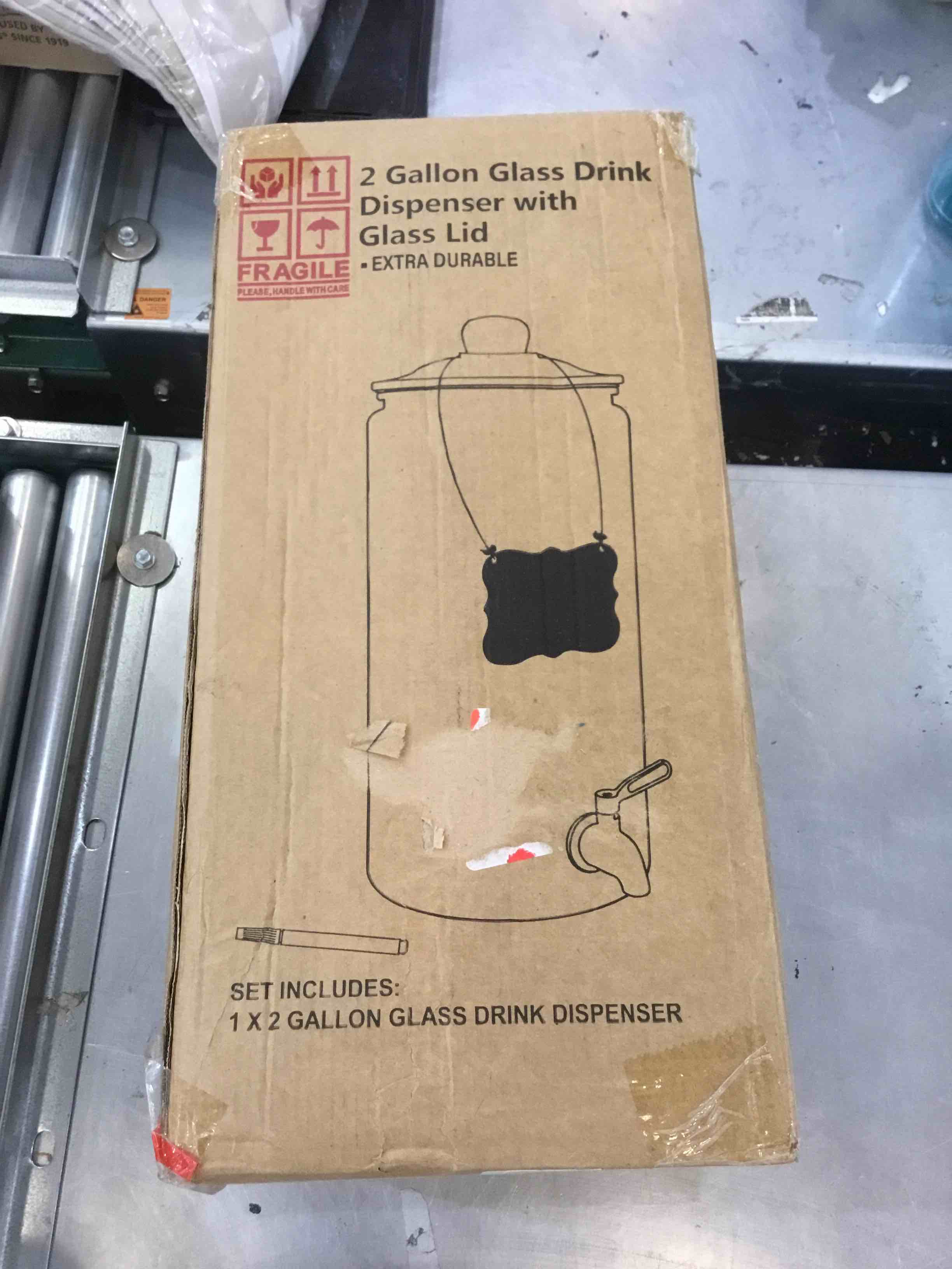 2 Gallon Beverage Beverage Serveware with Stainless Steel Spigot + Marker & Chalkboard 100% Leakproof Glass Drink Dispenser for Parties with Spout, Airtight Beverage Dispenser for Water Juice Laundry