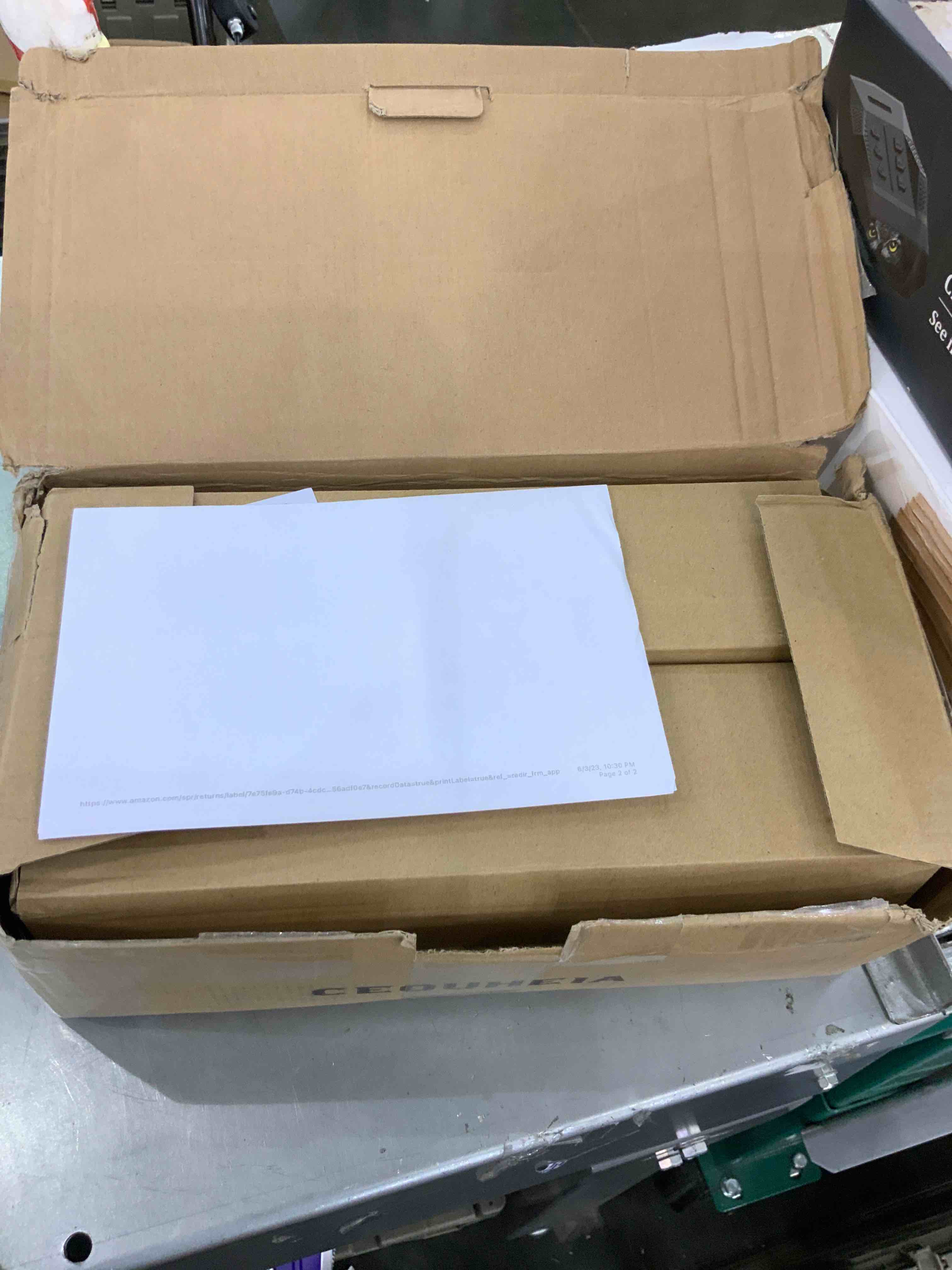 https://s3.amazonaws.com/lotting-images-prod/bidfta/EXS00310652_1687868351650.jpeg