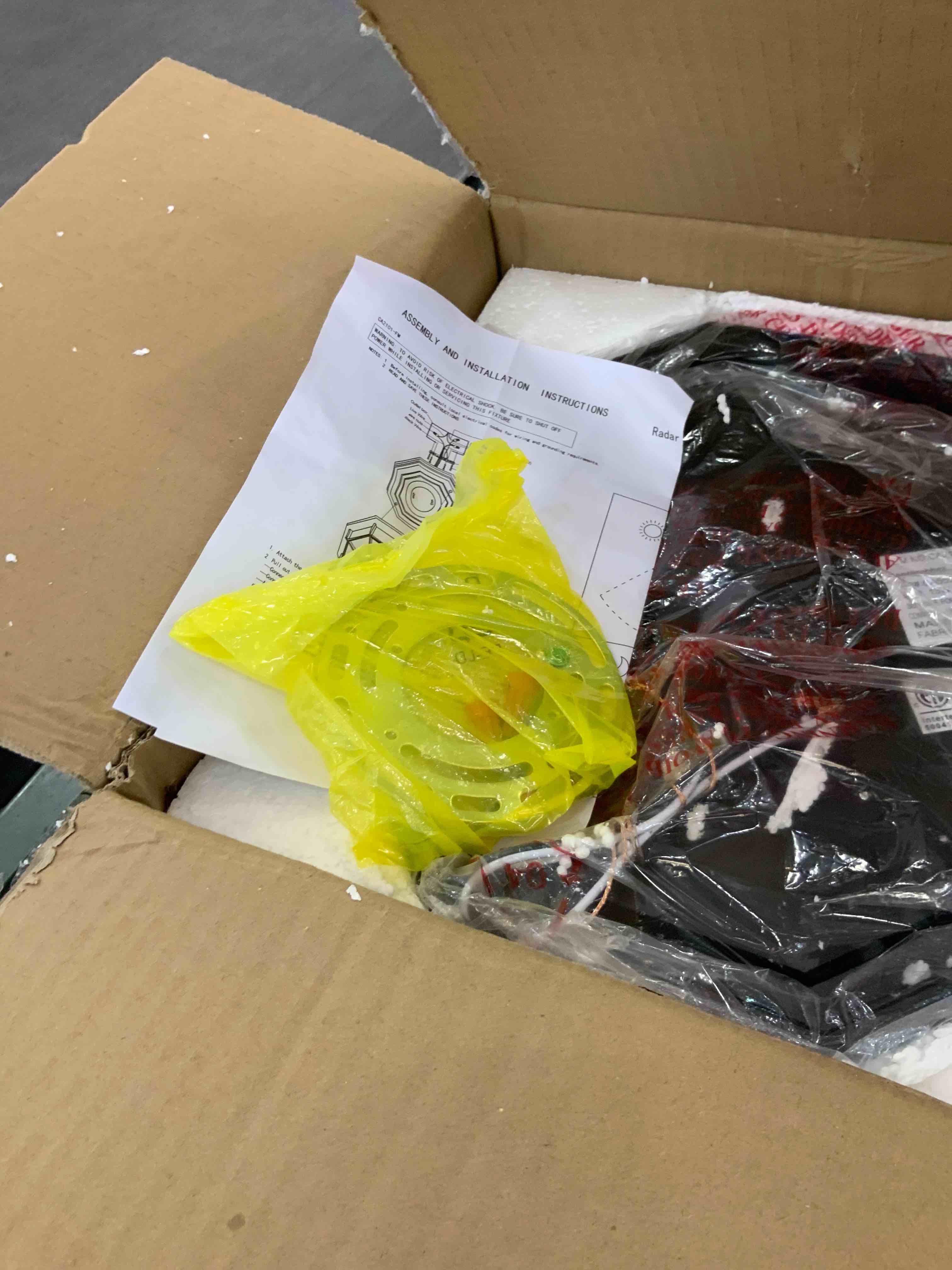 https://s3.amazonaws.com/lotting-images-prod/bidfta/EXS00310841_1687963091547.jpeg
