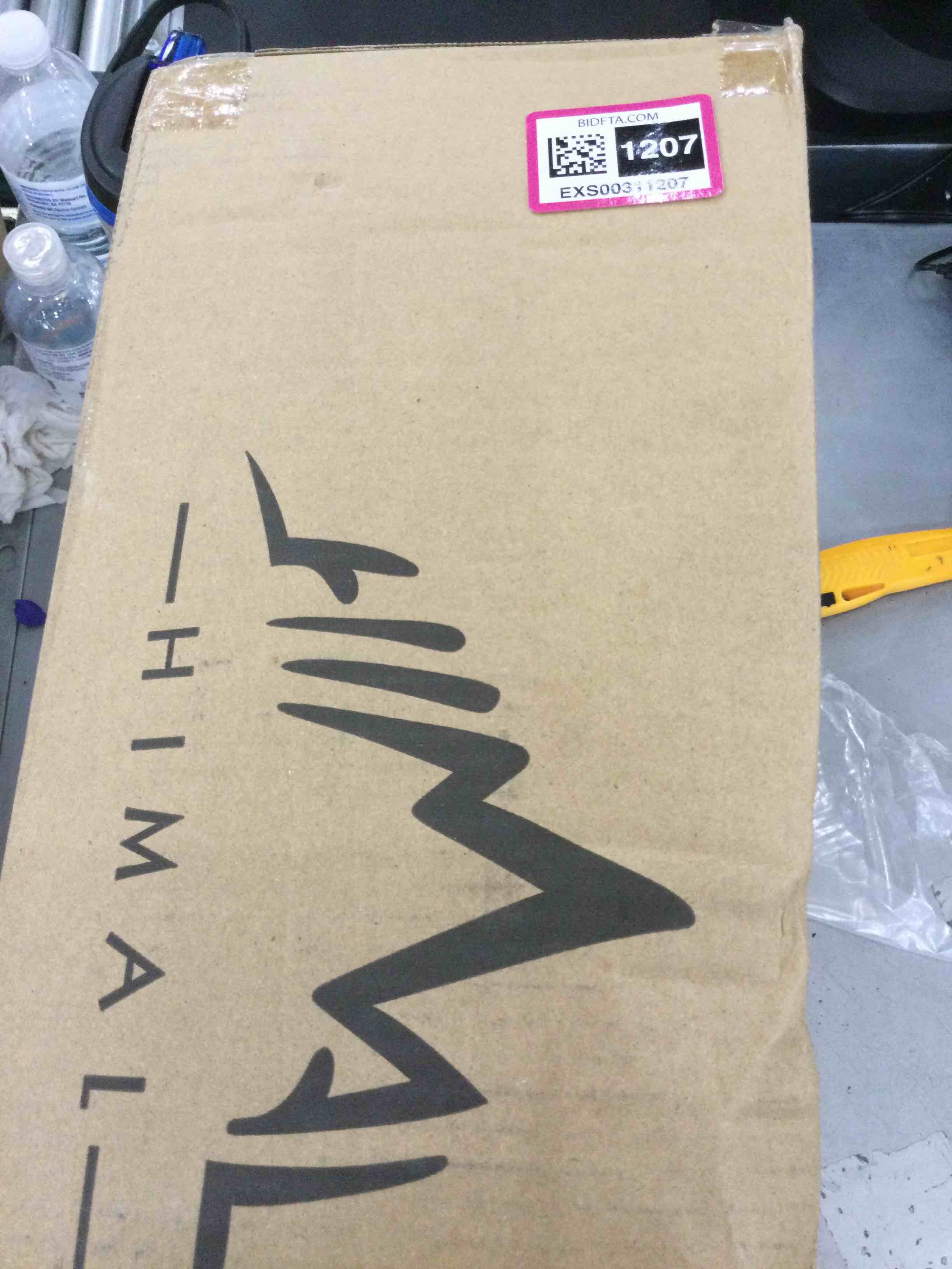 https://s3.amazonaws.com/lotting-images-prod/bidfta/EXS00311208_1687971503803.jpeg