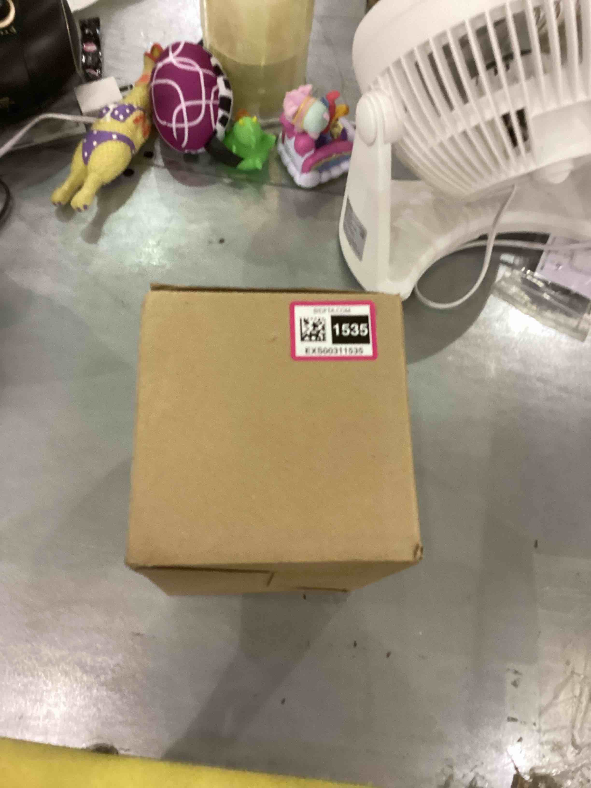 https://s3.amazonaws.com/lotting-images-prod/bidfta/EXS00311535_1688041450455.jpeg