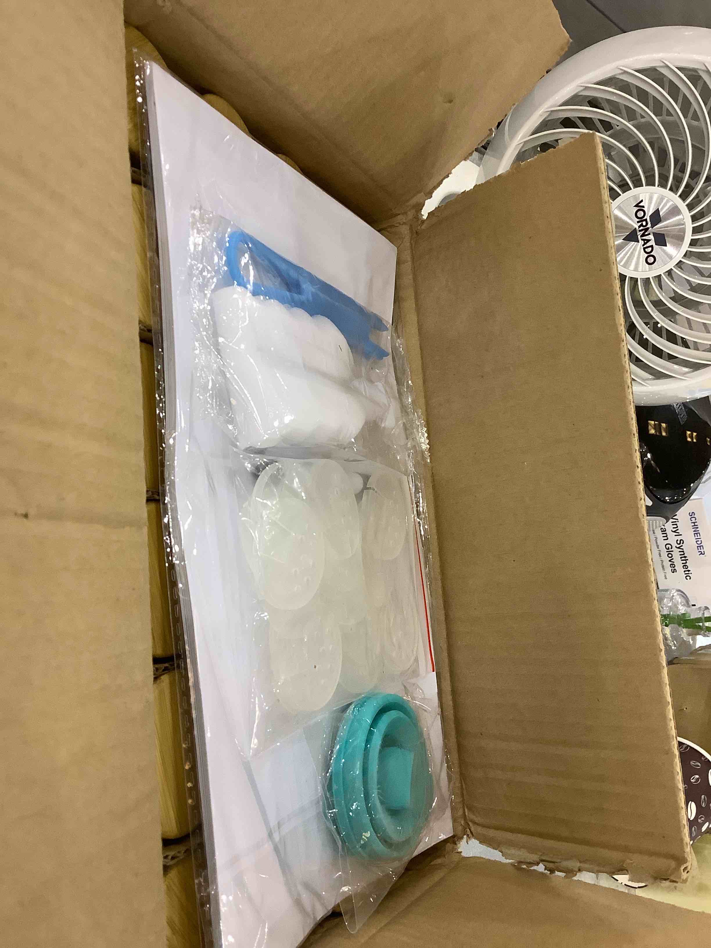 https://s3.amazonaws.com/lotting-images-prod/bidfta/EXS00312134_1688042422468.jpeg