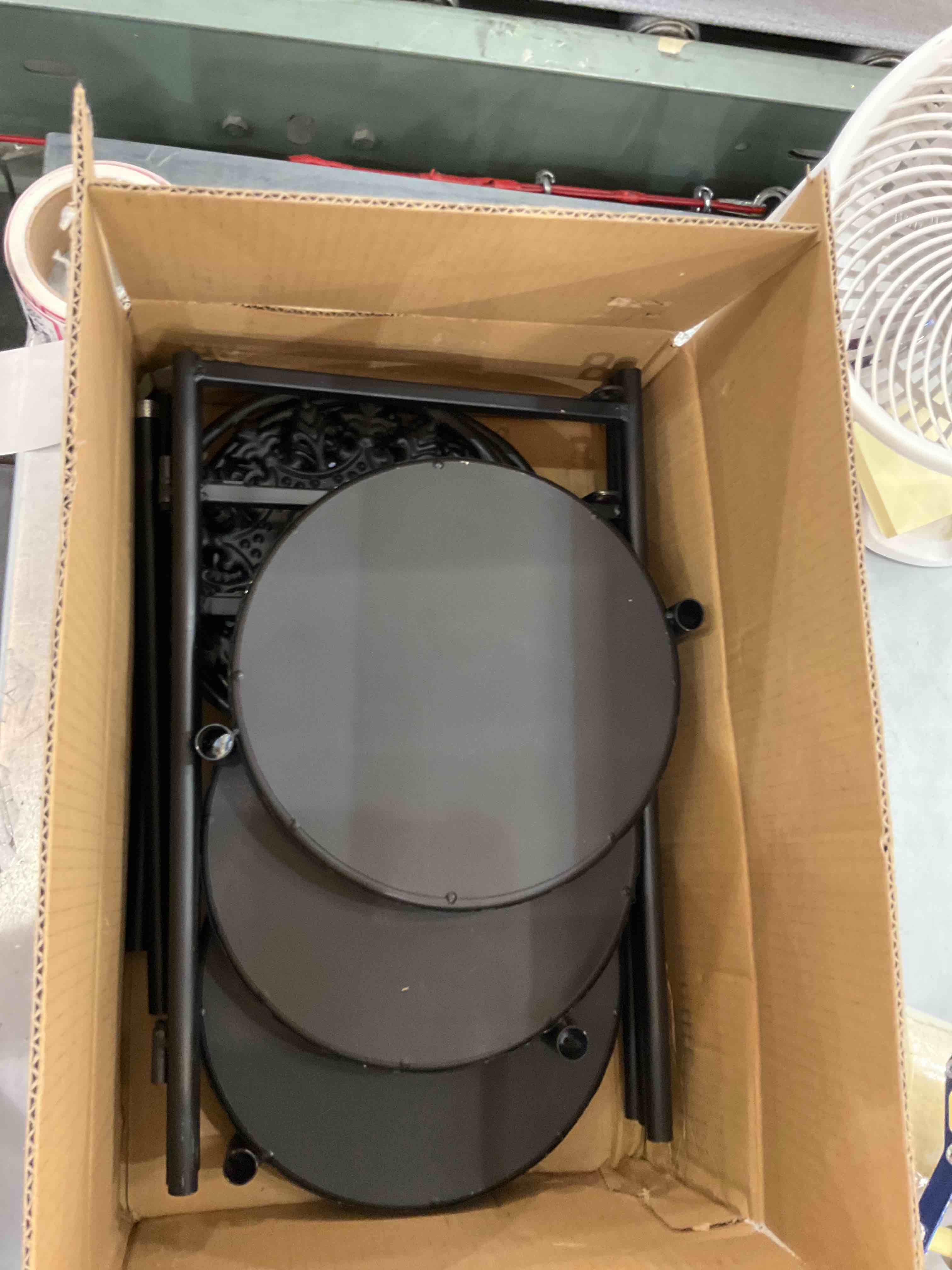 https://s3.amazonaws.com/lotting-images-prod/bidfta/EXS00312702_1689174660086.jpeg