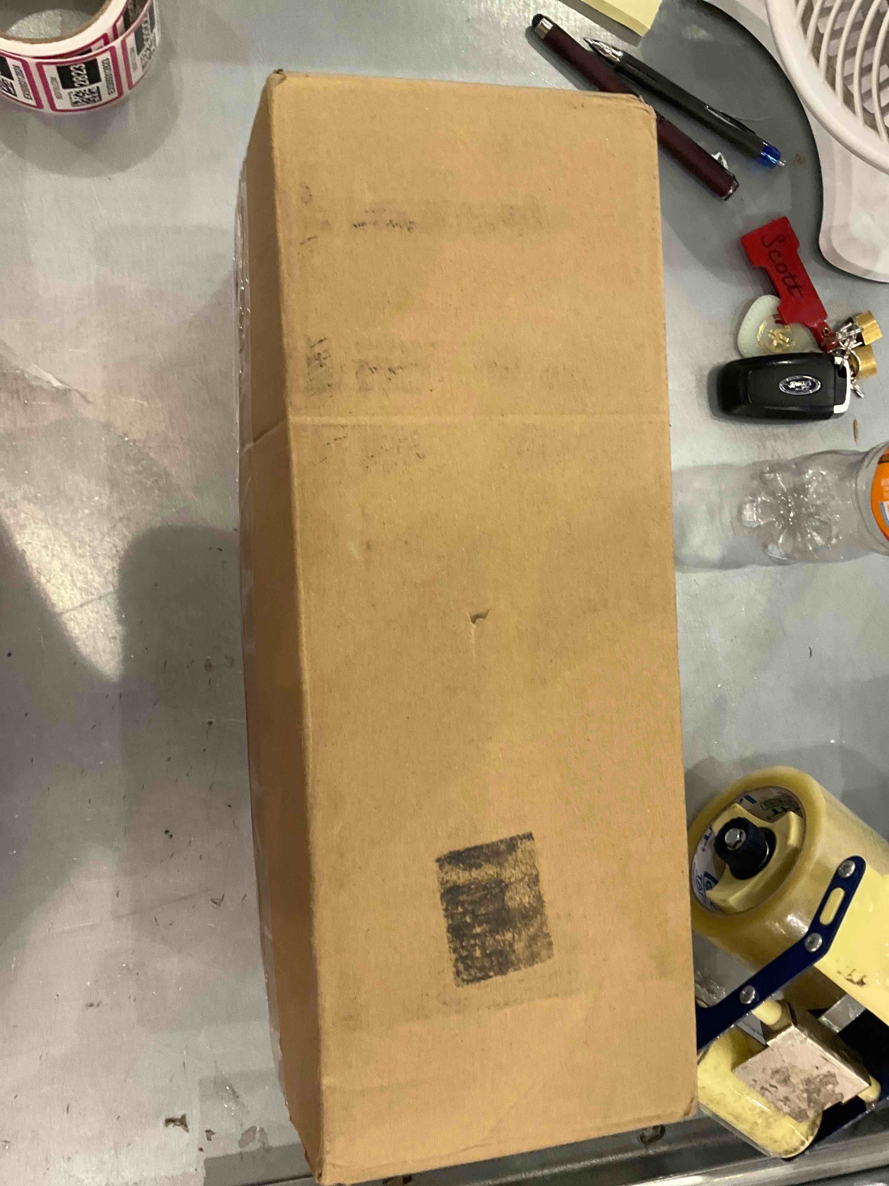 https://s3.amazonaws.com/lotting-images-prod/bidfta/EXS00312815_1689263511828.jpeg