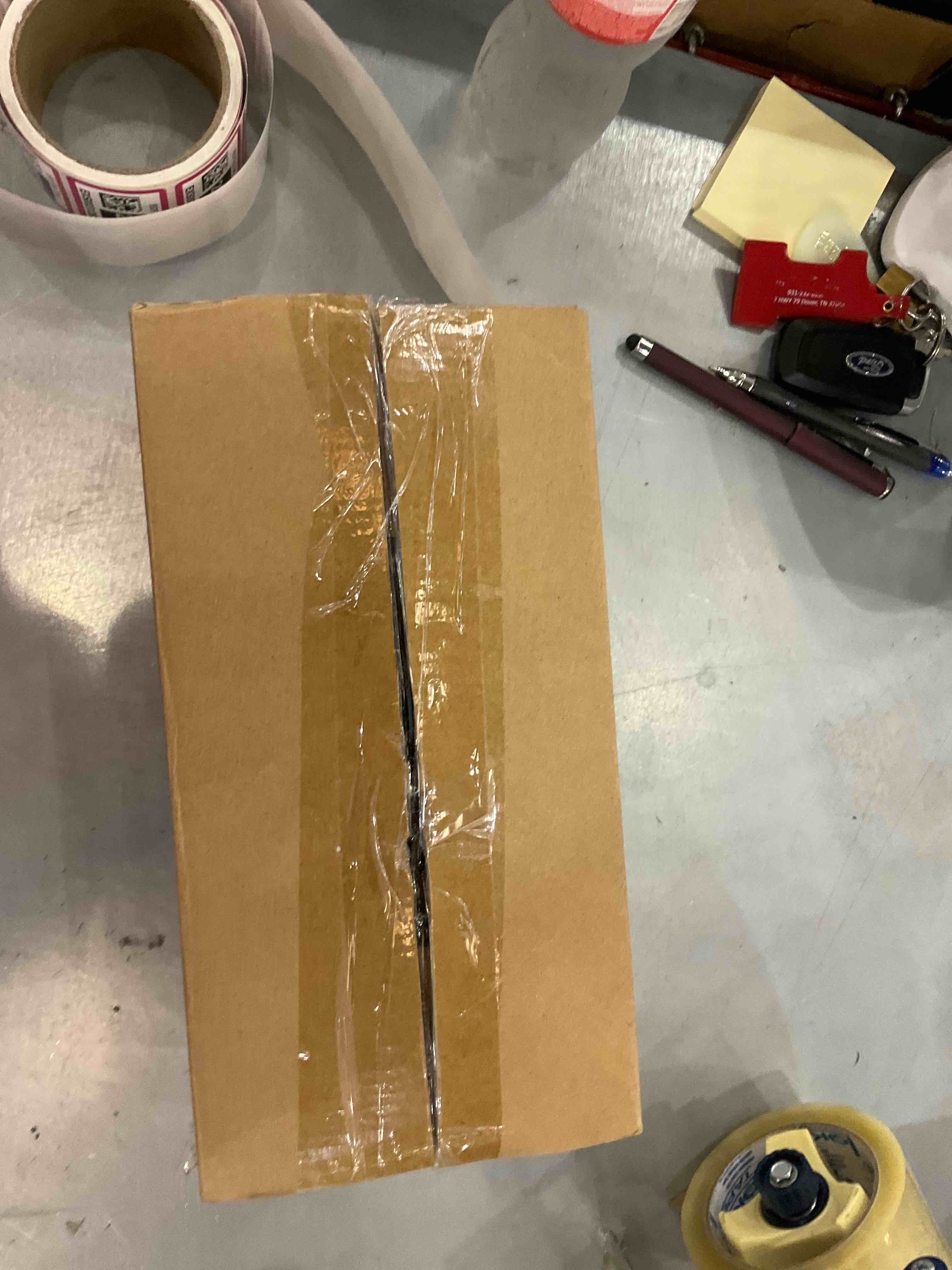https://s3.amazonaws.com/lotting-images-prod/bidfta/EXS00312828_1689267968616.jpeg