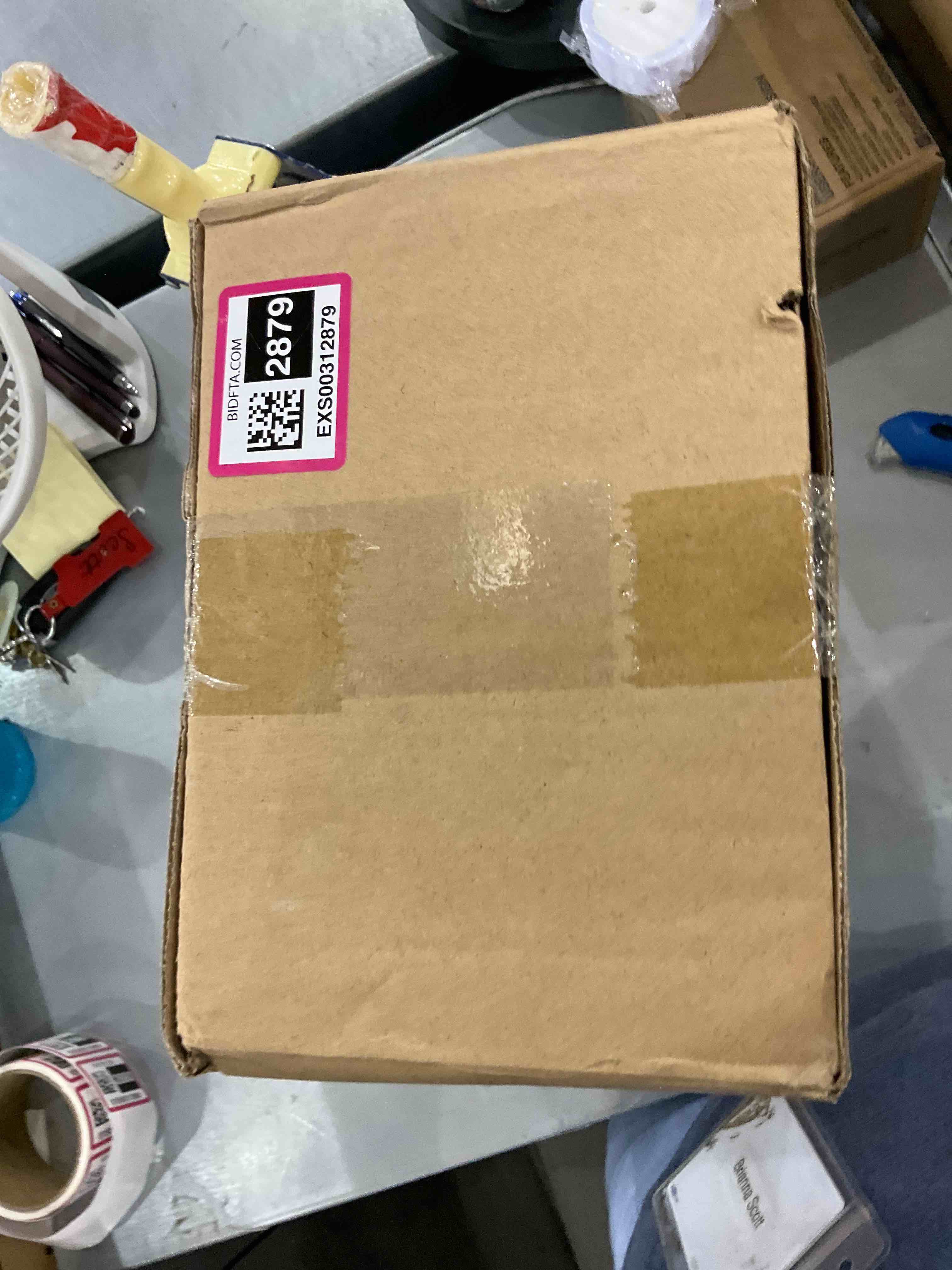 https://s3.amazonaws.com/lotting-images-prod/bidfta/EXS00312879_1689334944140.jpeg