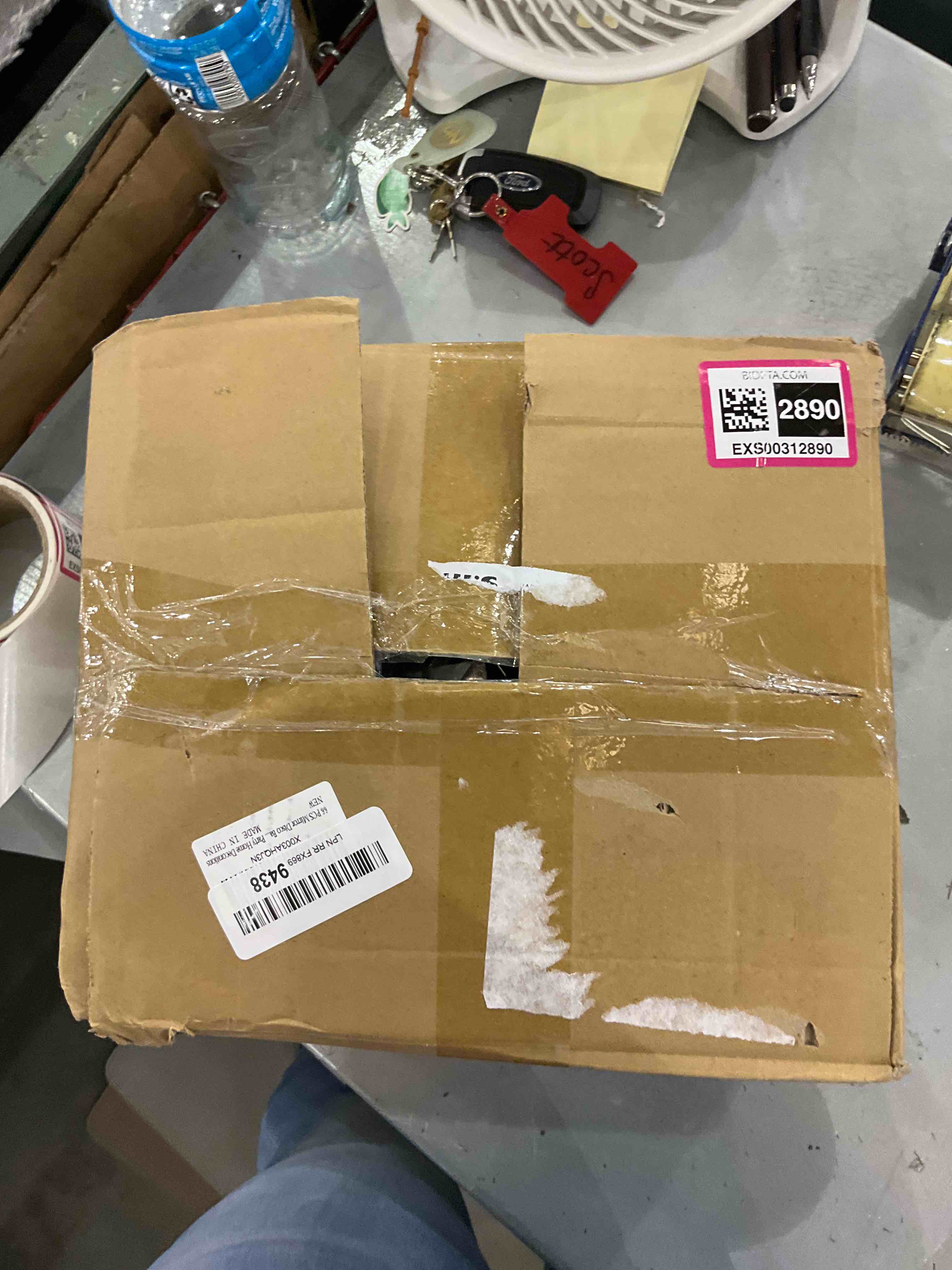 https://s3.amazonaws.com/lotting-images-prod/bidfta/EXS00312890_1689337798458.jpeg