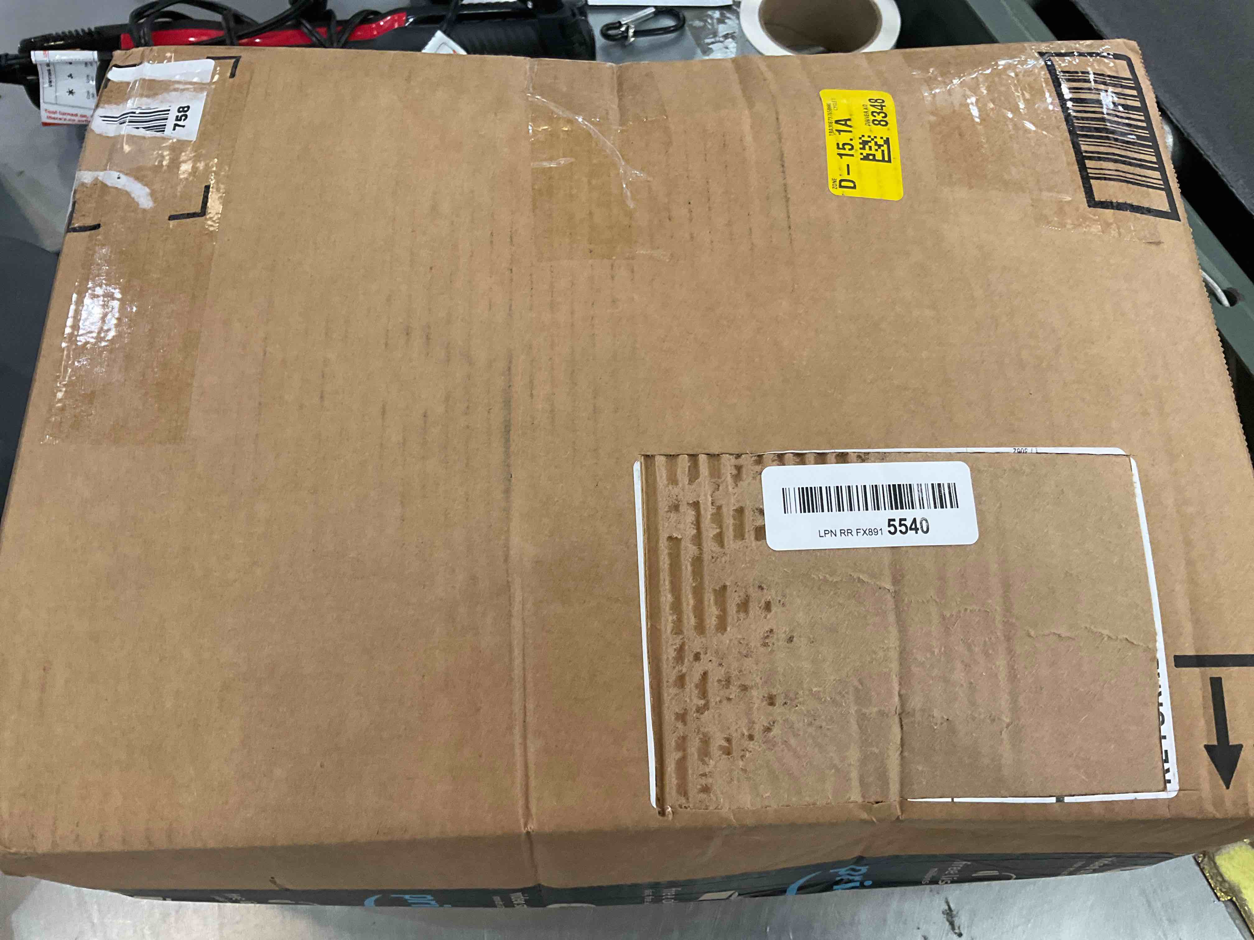 https://s3.amazonaws.com/lotting-images-prod/bidfta/EXS00313516_1687967070019.jpeg