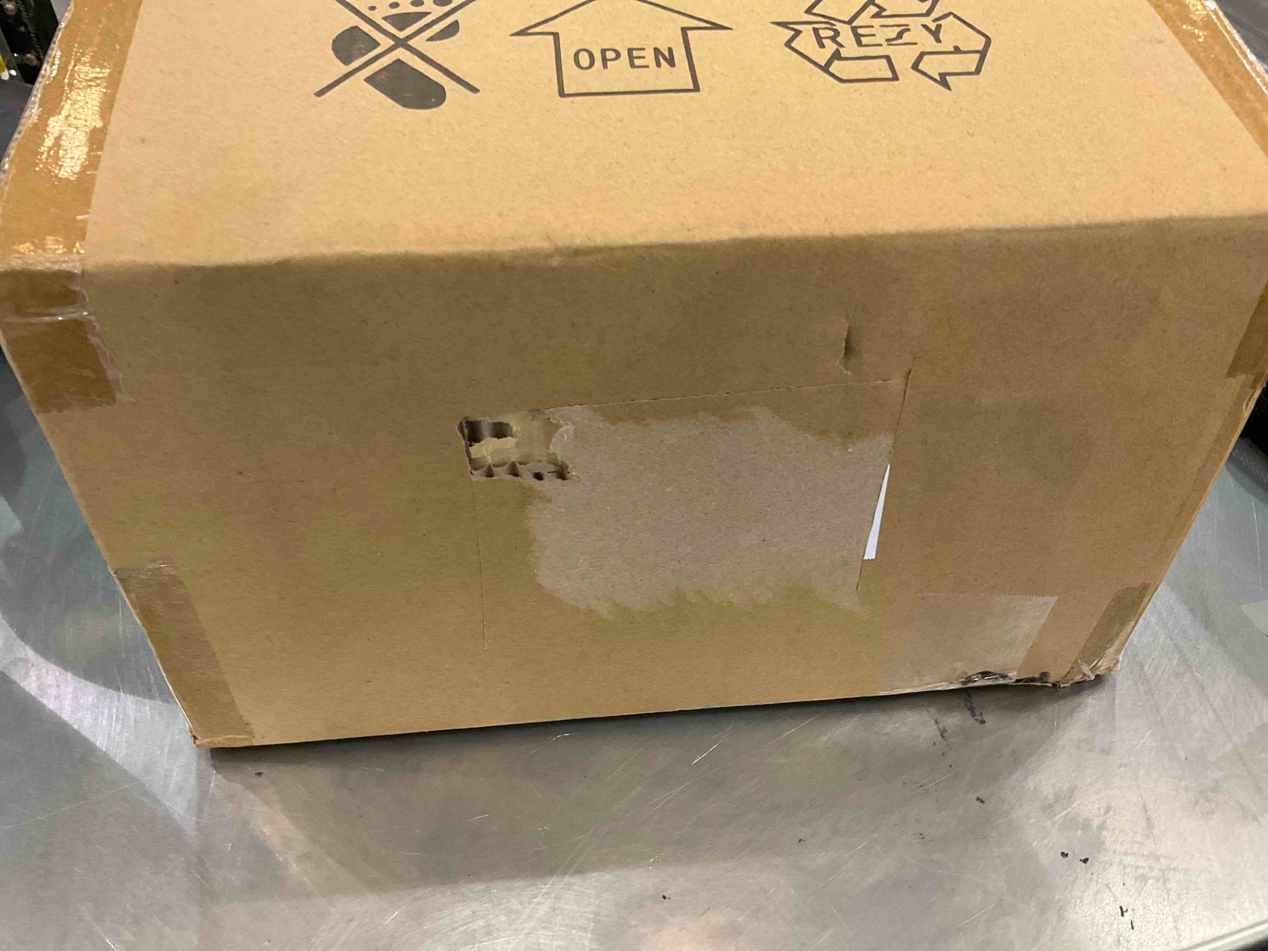 https://s3.amazonaws.com/lotting-images-prod/bidfta/EXS00313603_1688146536232.jpeg