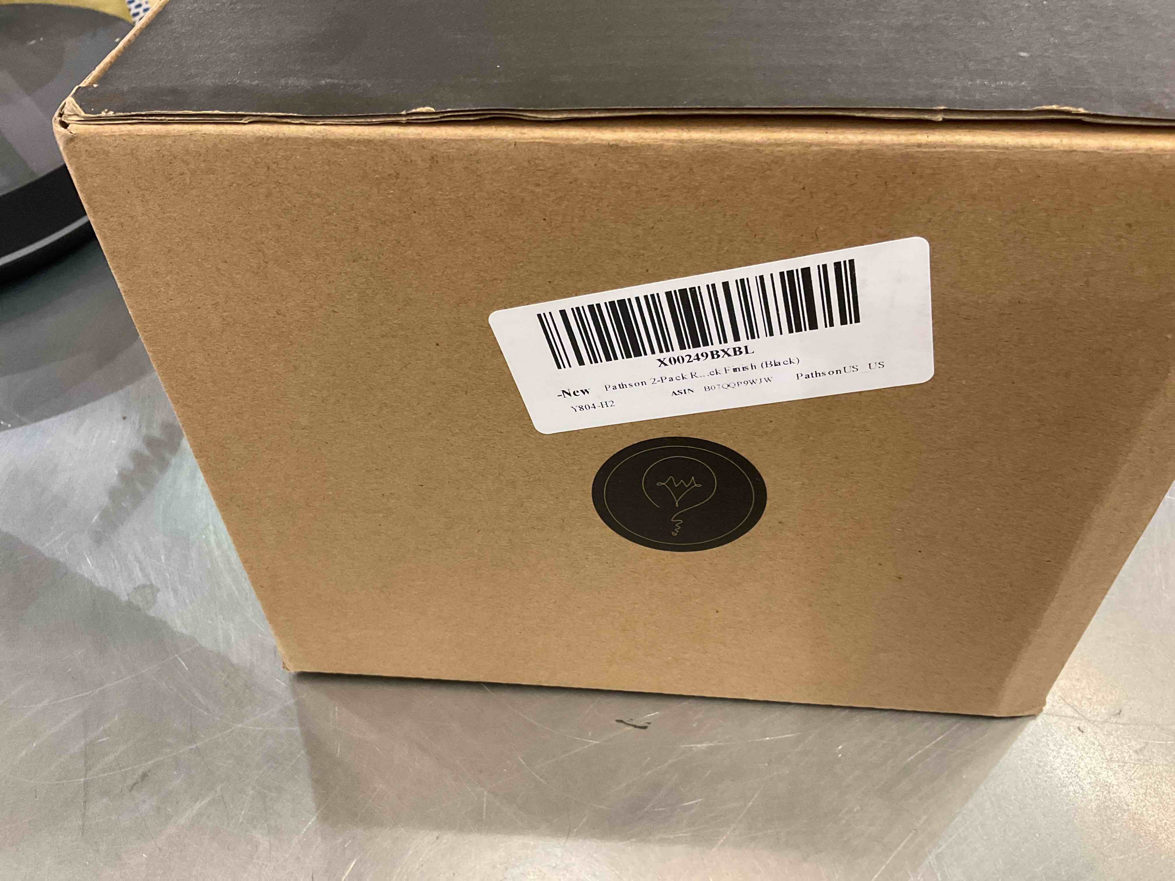 https://s3.amazonaws.com/lotting-images-prod/bidfta/EXS00313896_1688661666705.jpeg
