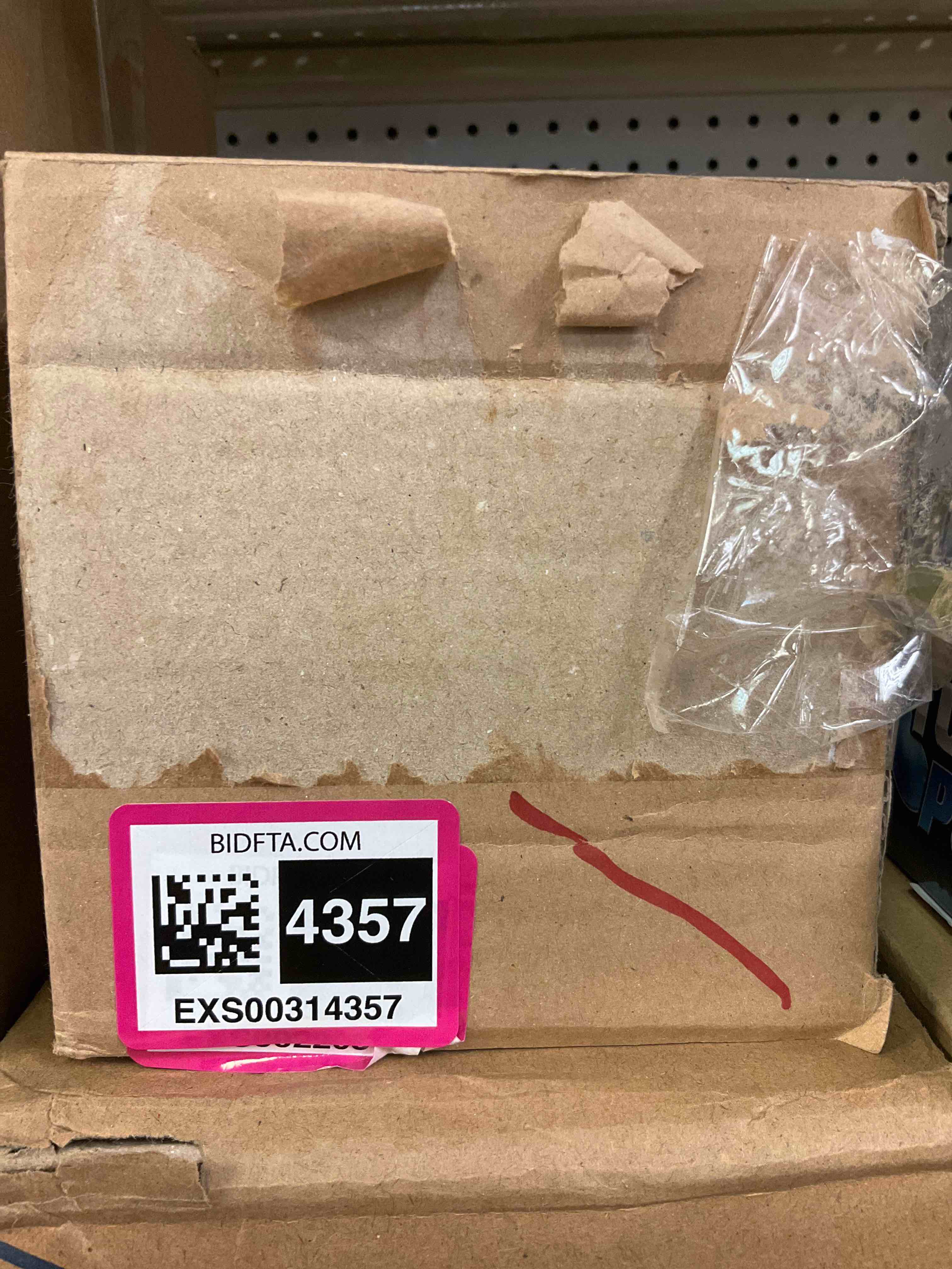 https://s3.amazonaws.com/lotting-images-prod/bidfta/EXS00314357_1688834523625.jpeg