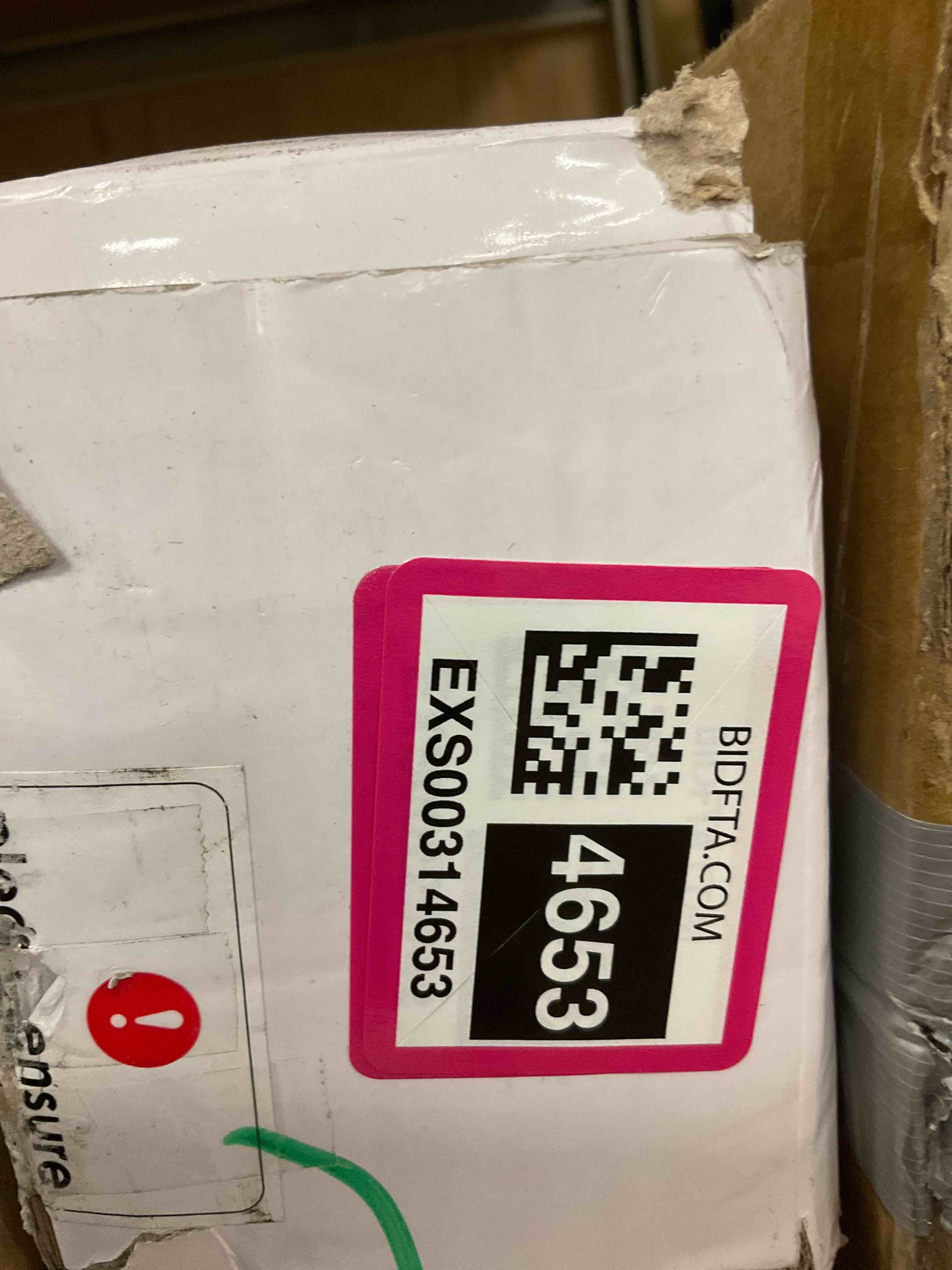 https://s3.amazonaws.com/lotting-images-prod/bidfta/EXS00314653_1688246993023.jpeg