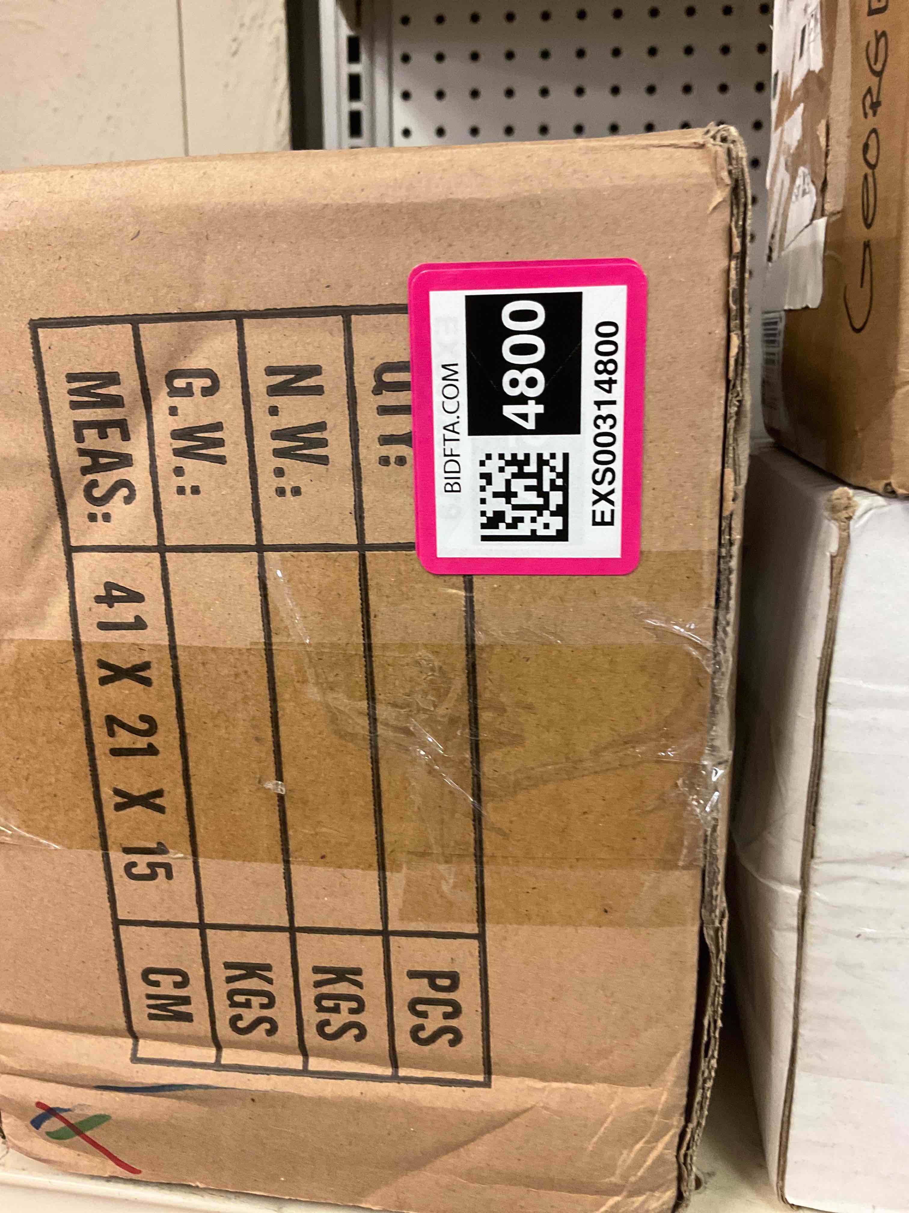 https://s3.amazonaws.com/lotting-images-prod/bidfta/EXS00314800_1691250551678.jpeg