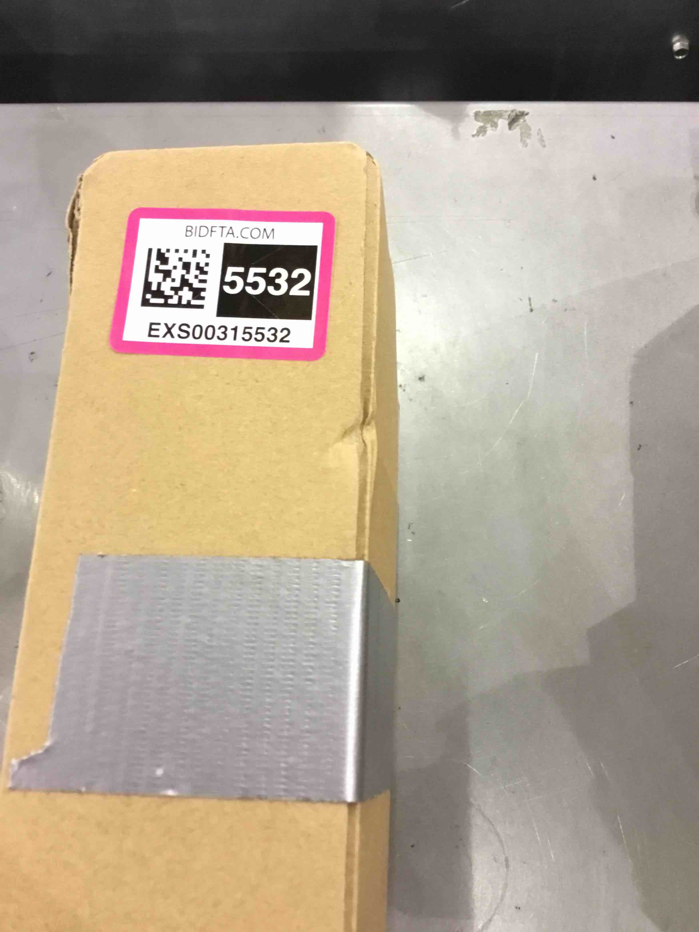 https://s3.amazonaws.com/lotting-images-prod/bidfta/EXS00315532_1688060083931.jpeg