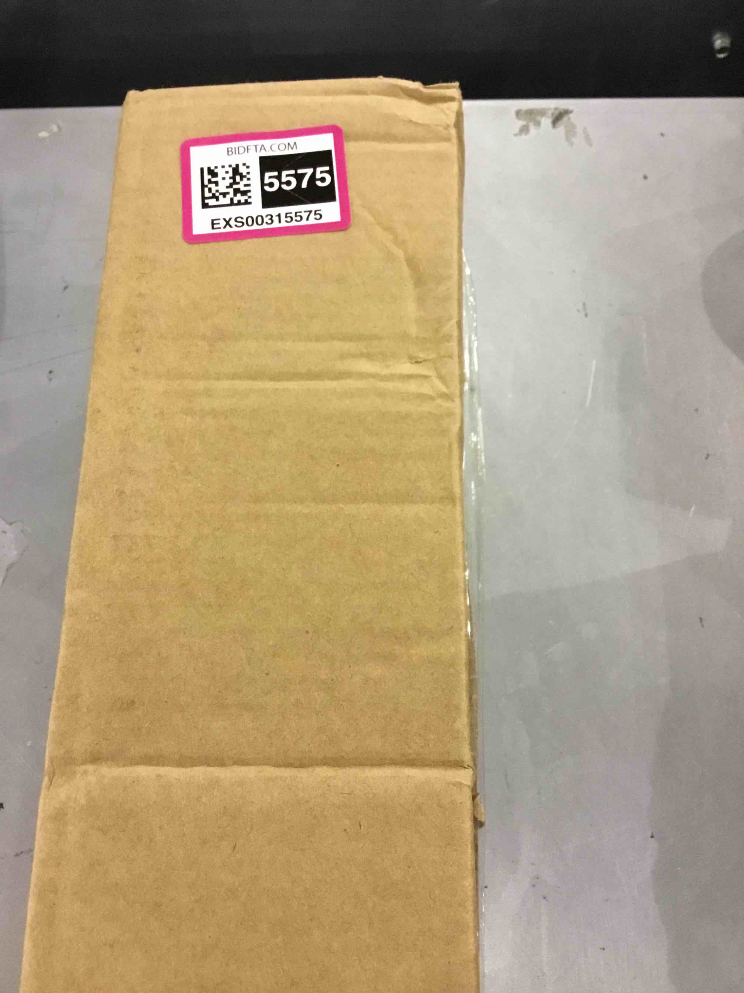 https://s3.amazonaws.com/lotting-images-prod/bidfta/EXS00315575_1688123651424.jpeg