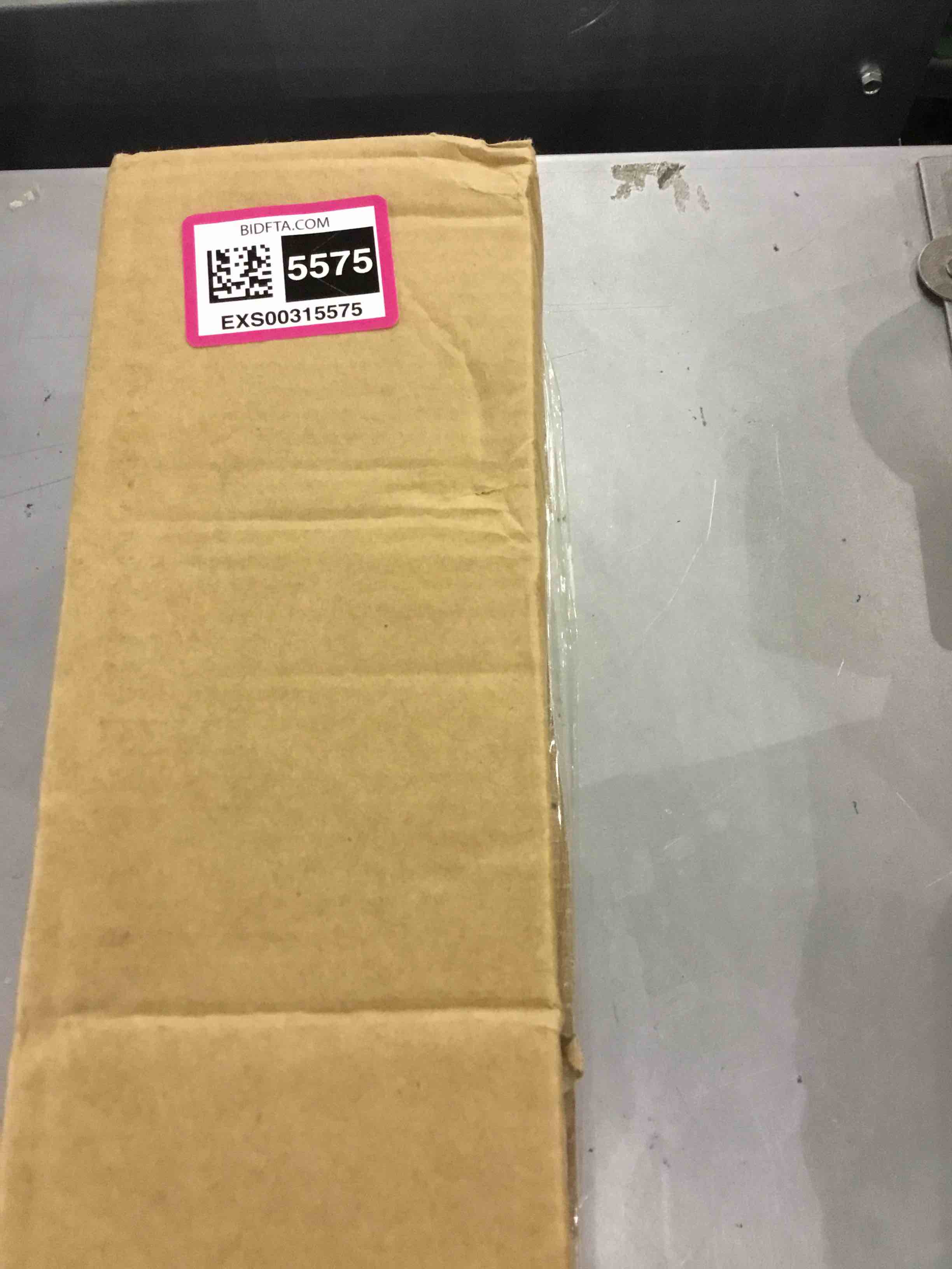 https://s3.amazonaws.com/lotting-images-prod/bidfta/EXS00315575_1688123653093.jpeg