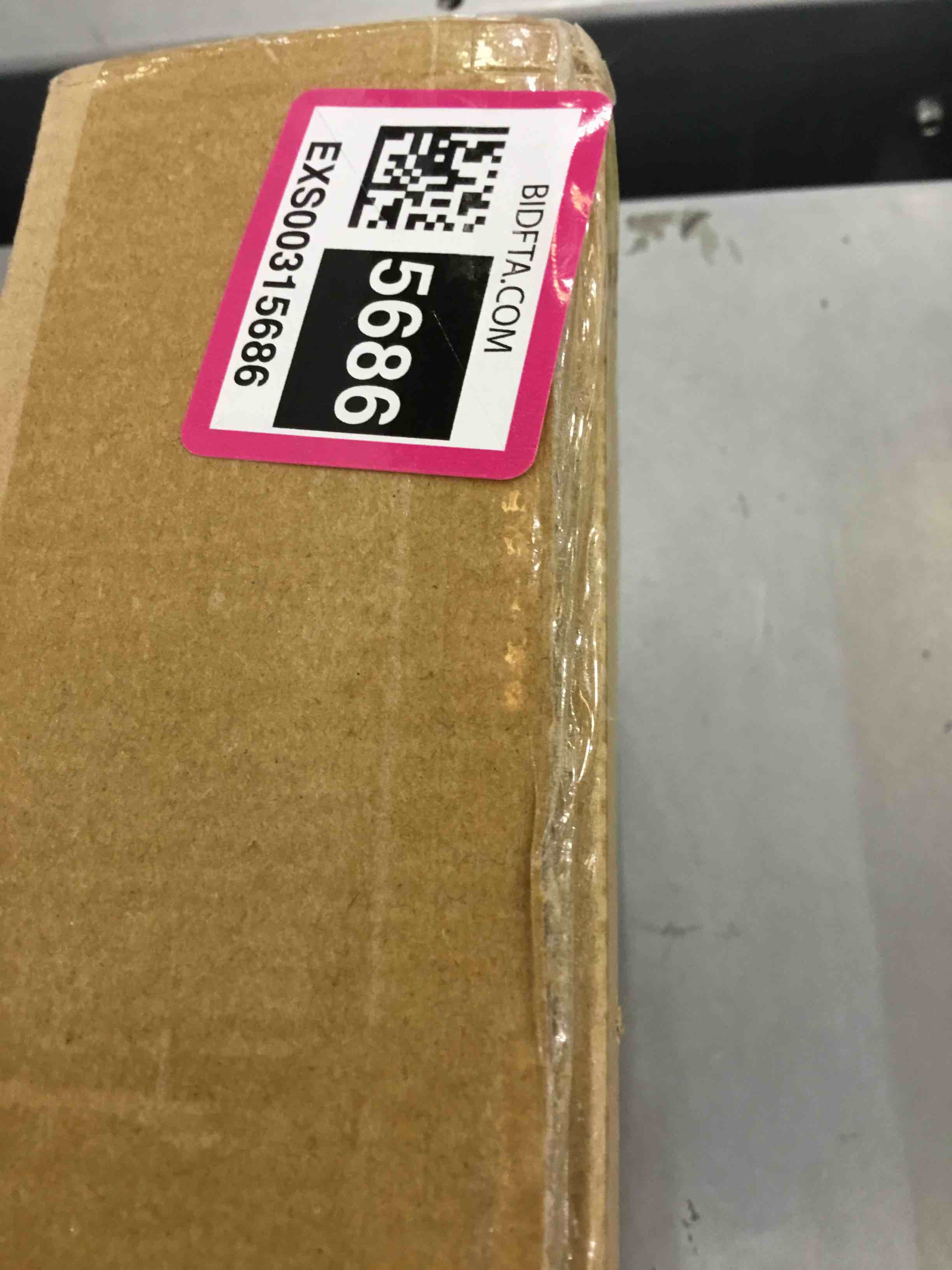 https://s3.amazonaws.com/lotting-images-prod/bidfta/EXS00315686_1688137229441.jpeg