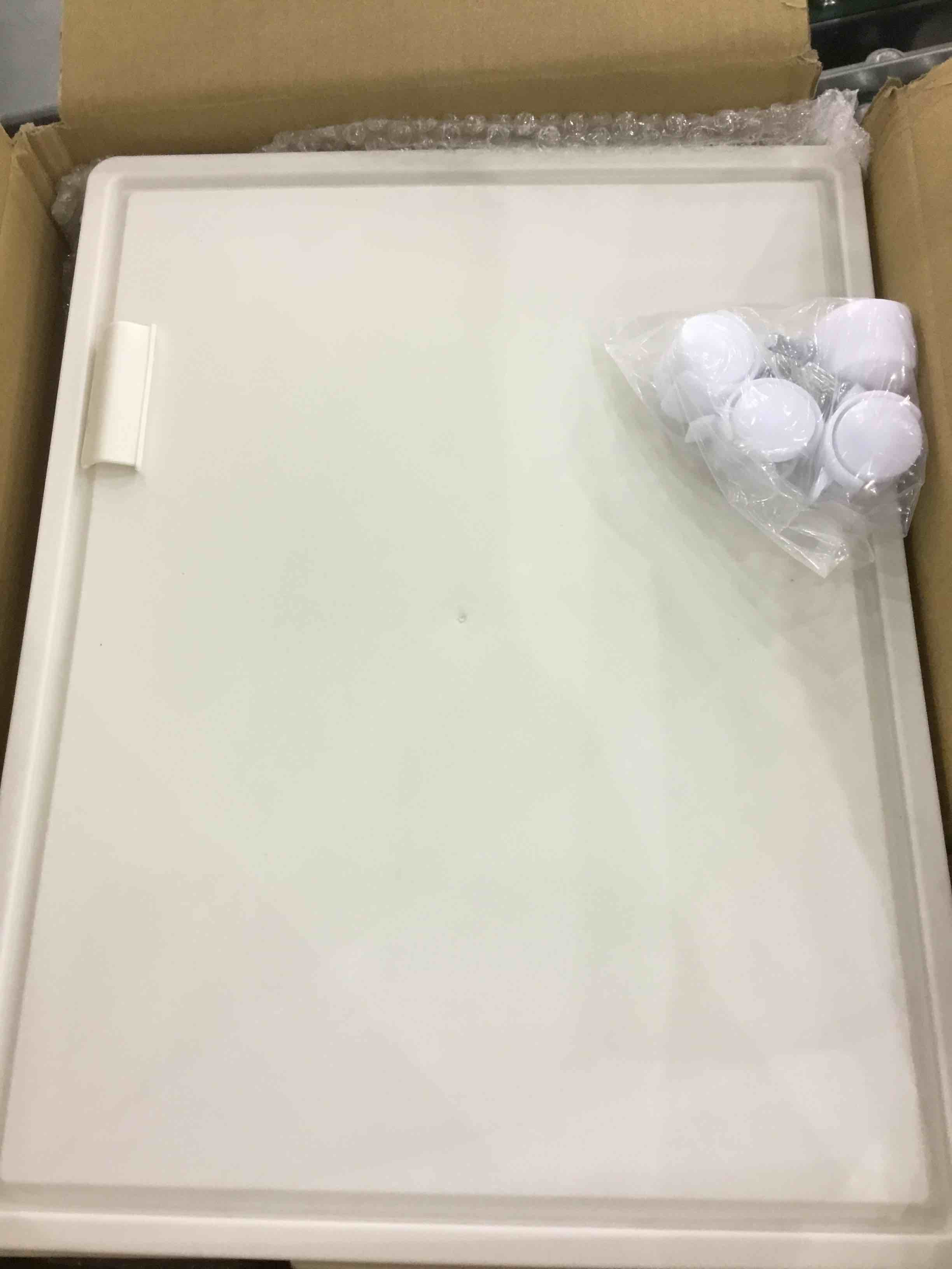 https://s3.amazonaws.com/lotting-images-prod/bidfta/EXS00315807_1688560147963.jpeg