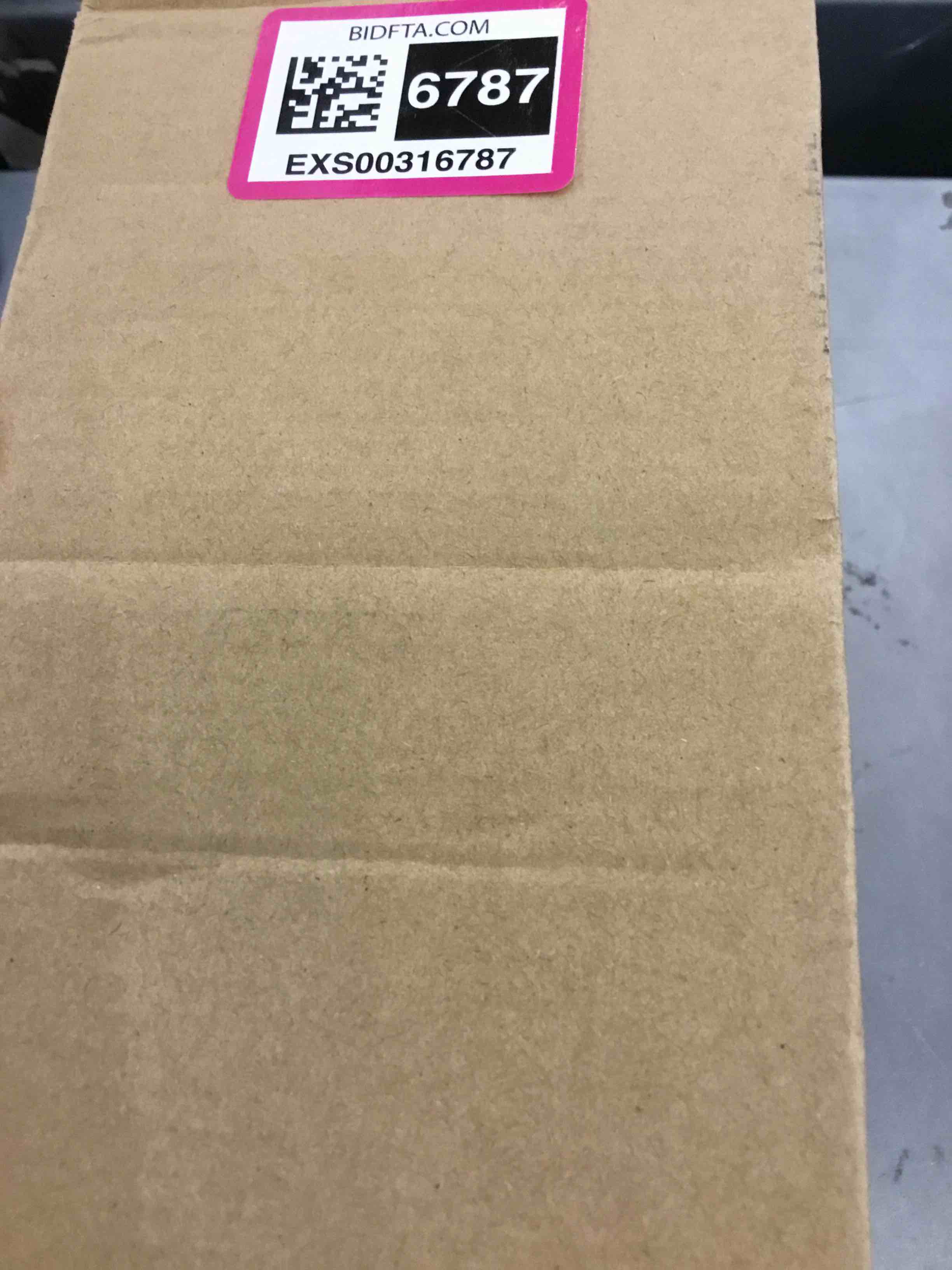 https://s3.amazonaws.com/lotting-images-prod/bidfta/EXS00316787_1687963387425.jpeg