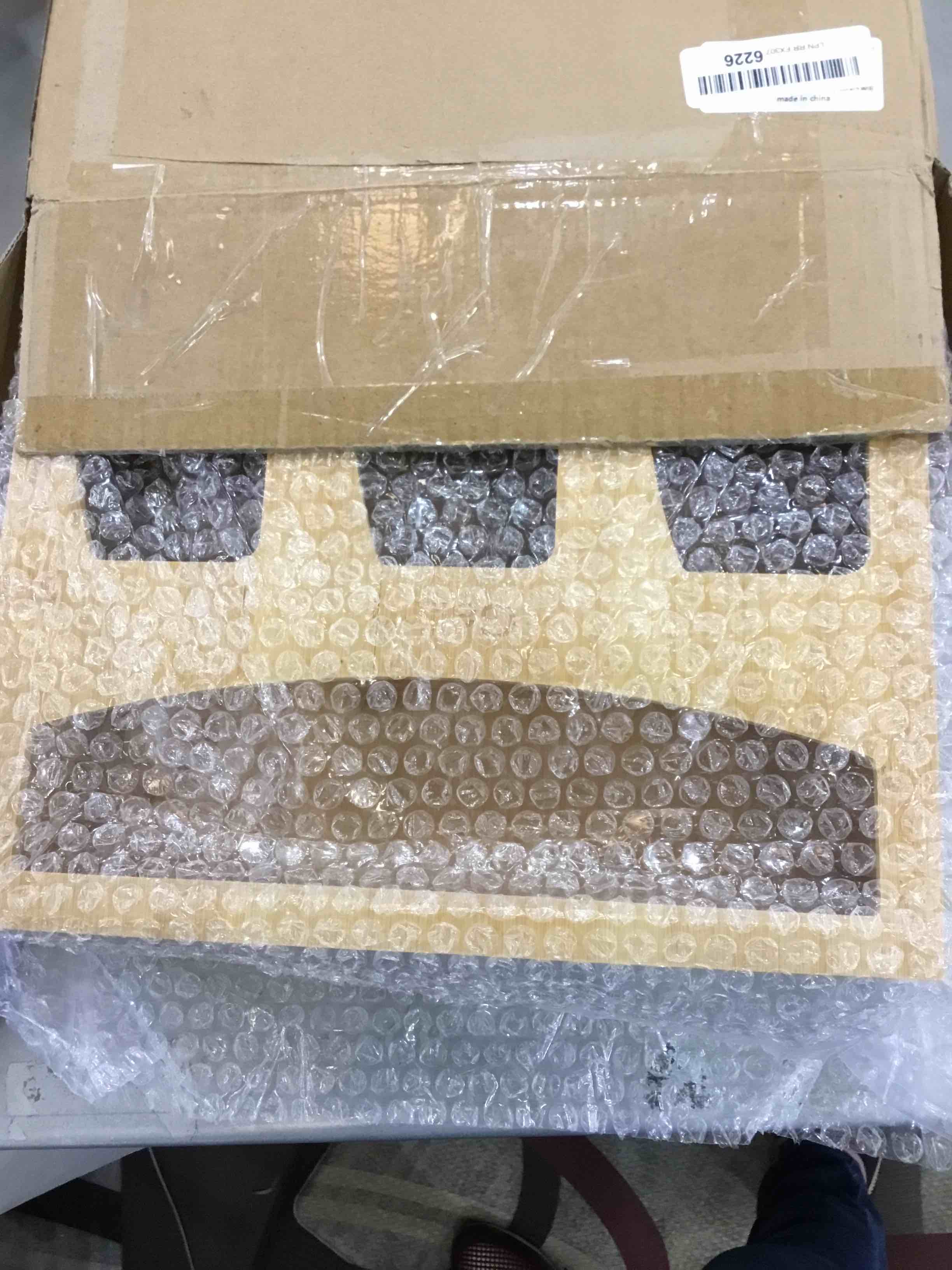 https://s3.amazonaws.com/lotting-images-prod/bidfta/EXS00316850_1687973173543.jpeg