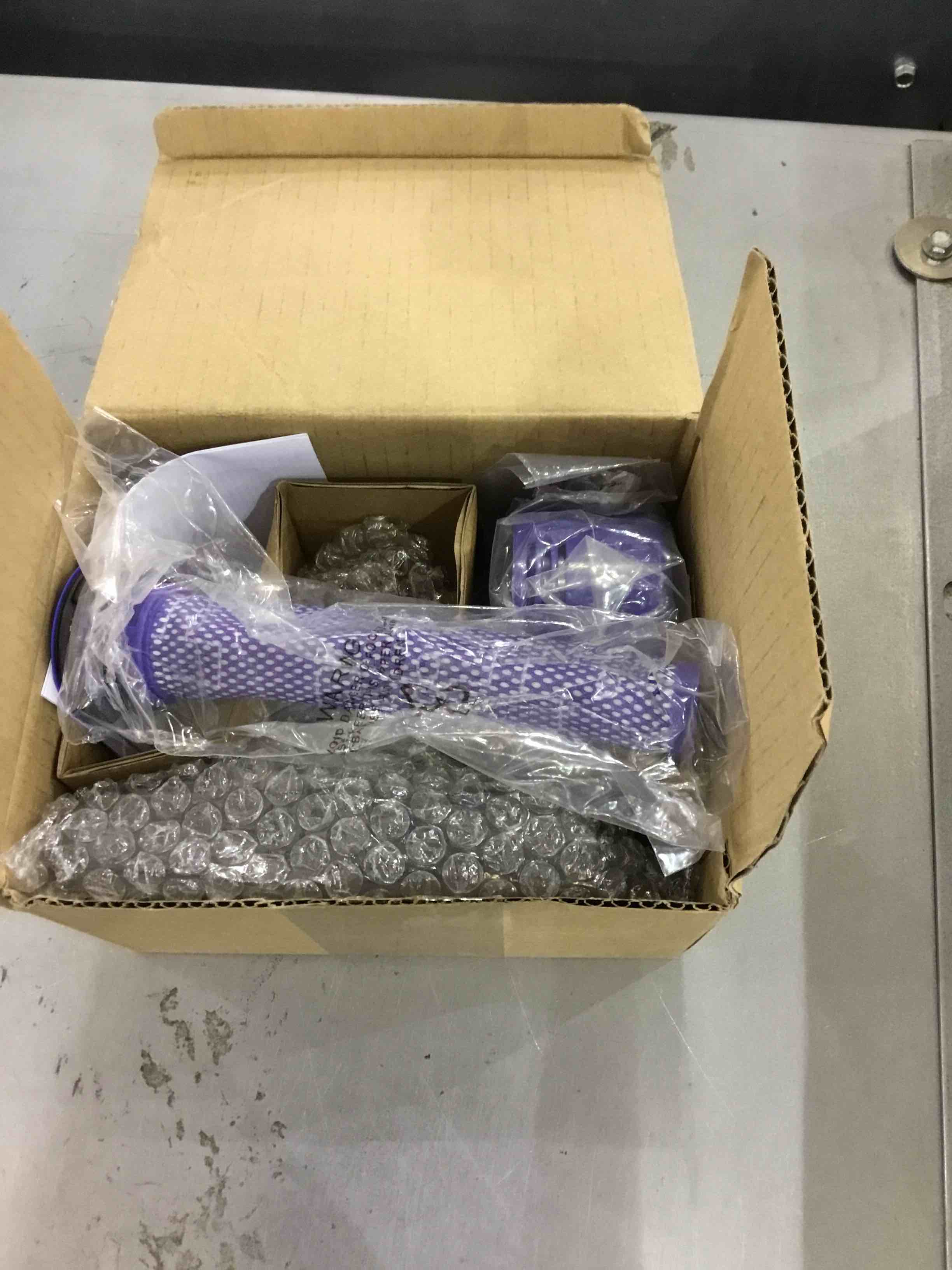 https://s3.amazonaws.com/lotting-images-prod/bidfta/EXS00316919_1688041661368.jpeg