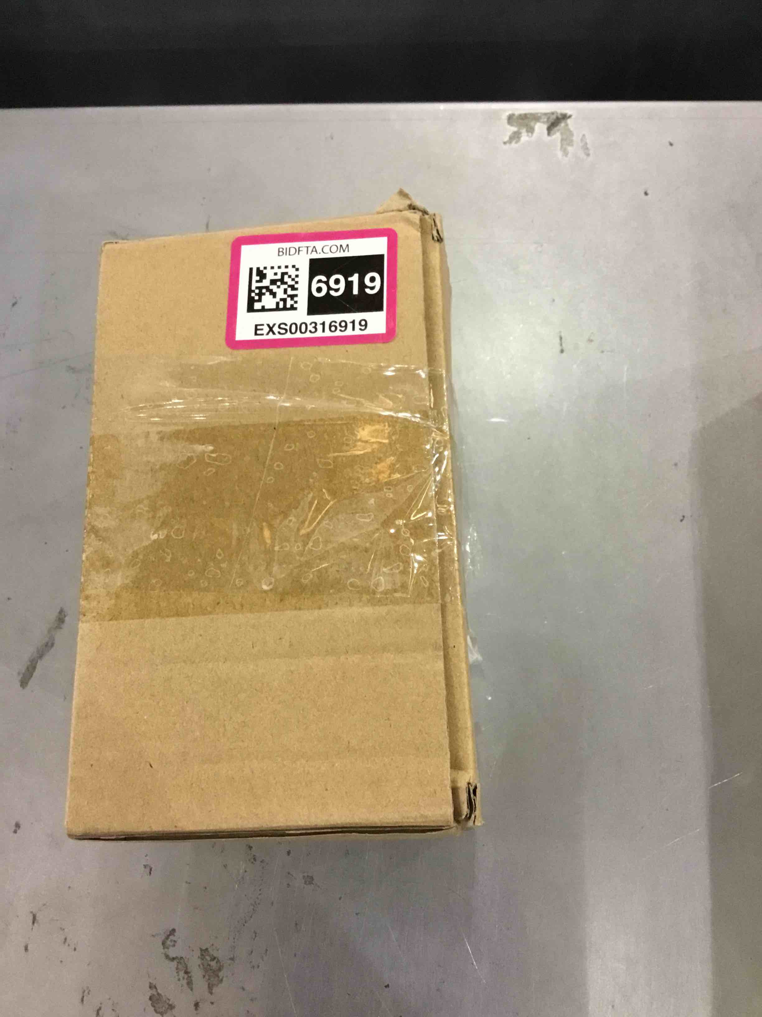 https://s3.amazonaws.com/lotting-images-prod/bidfta/EXS00316919_1688041696128.jpeg
