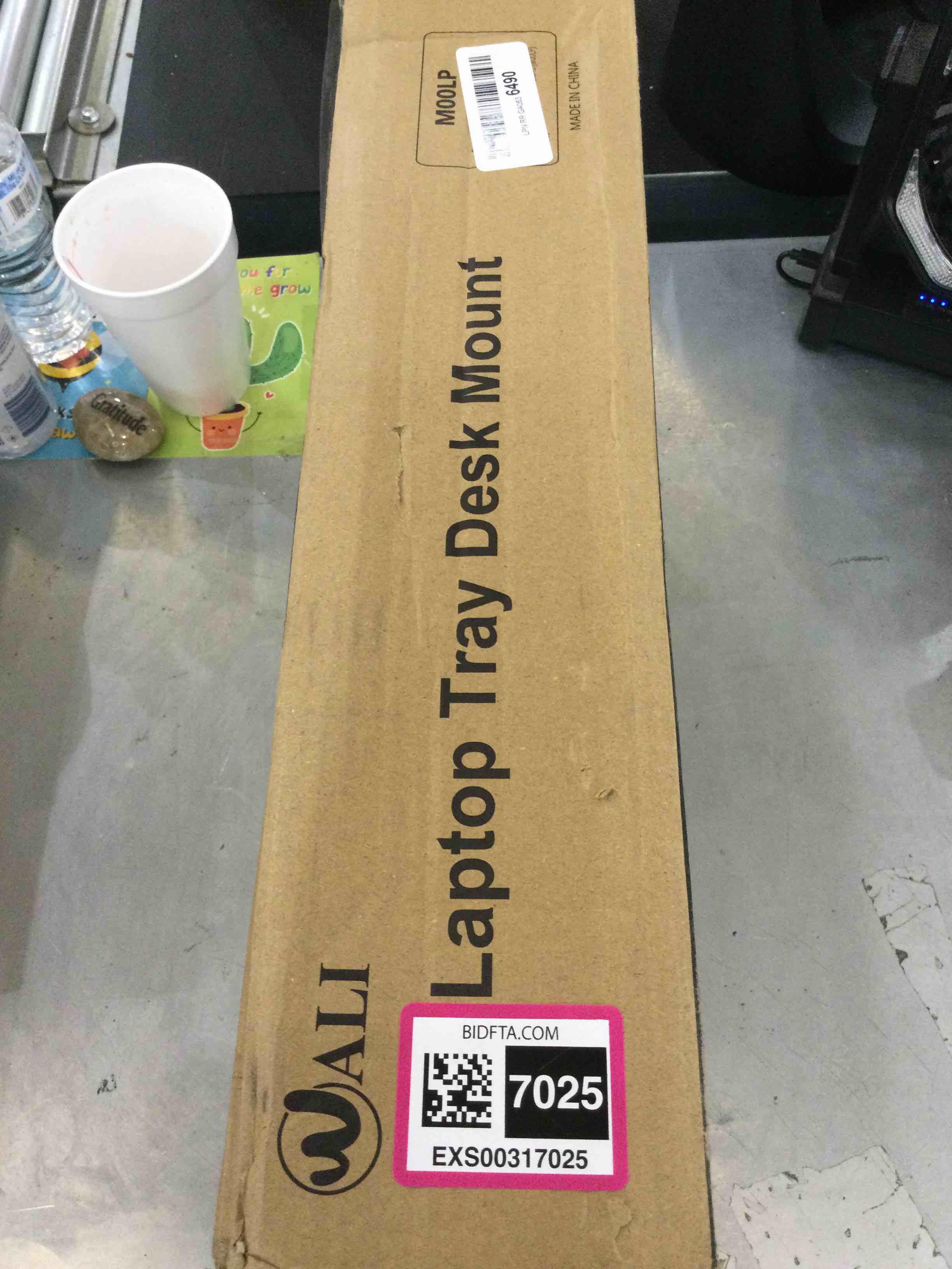 https://s3.amazonaws.com/lotting-images-prod/bidfta/EXS00317025_1688147396256.jpeg