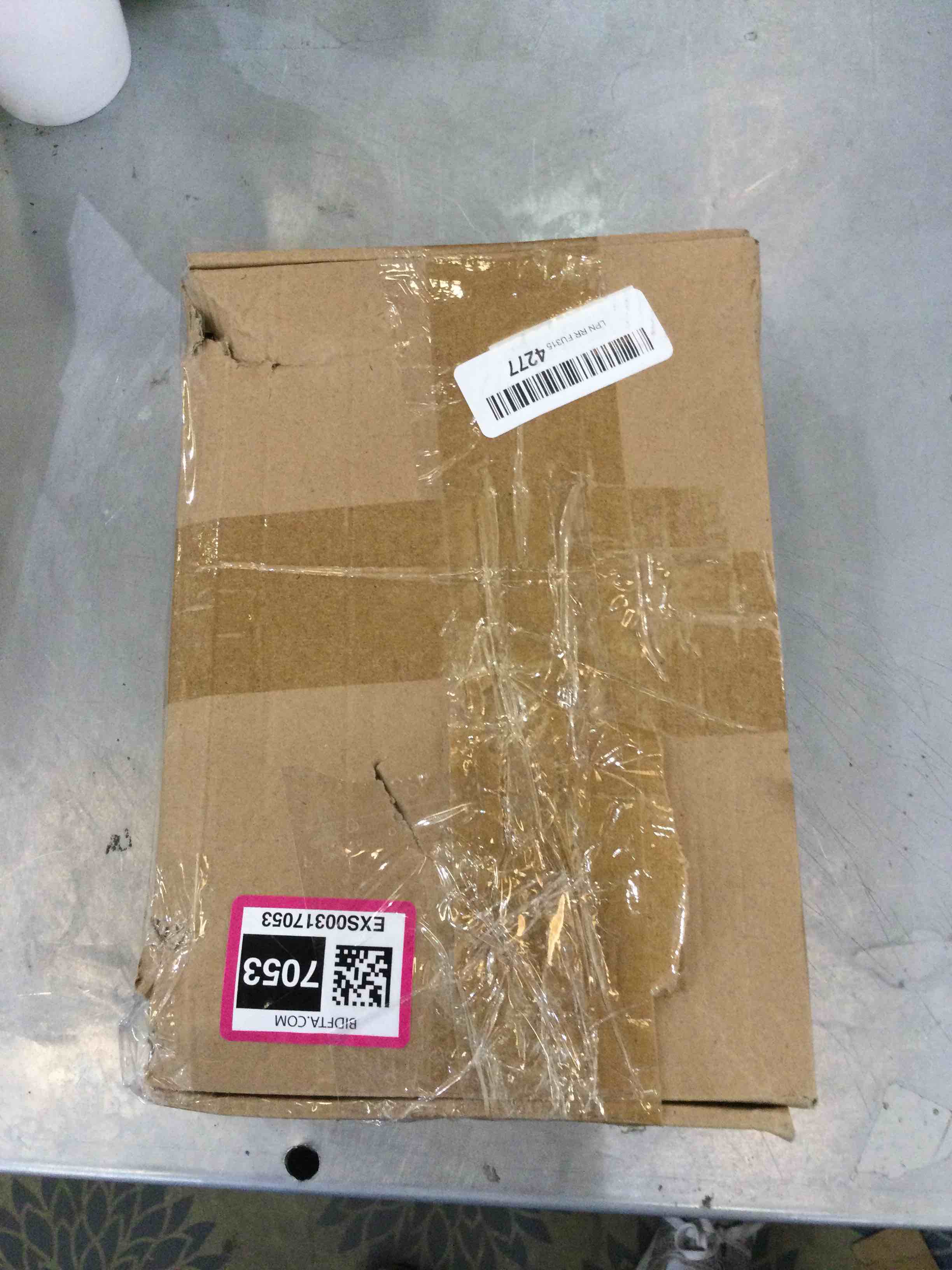 https://s3.amazonaws.com/lotting-images-prod/bidfta/EXS00317053_1688150663732.jpeg