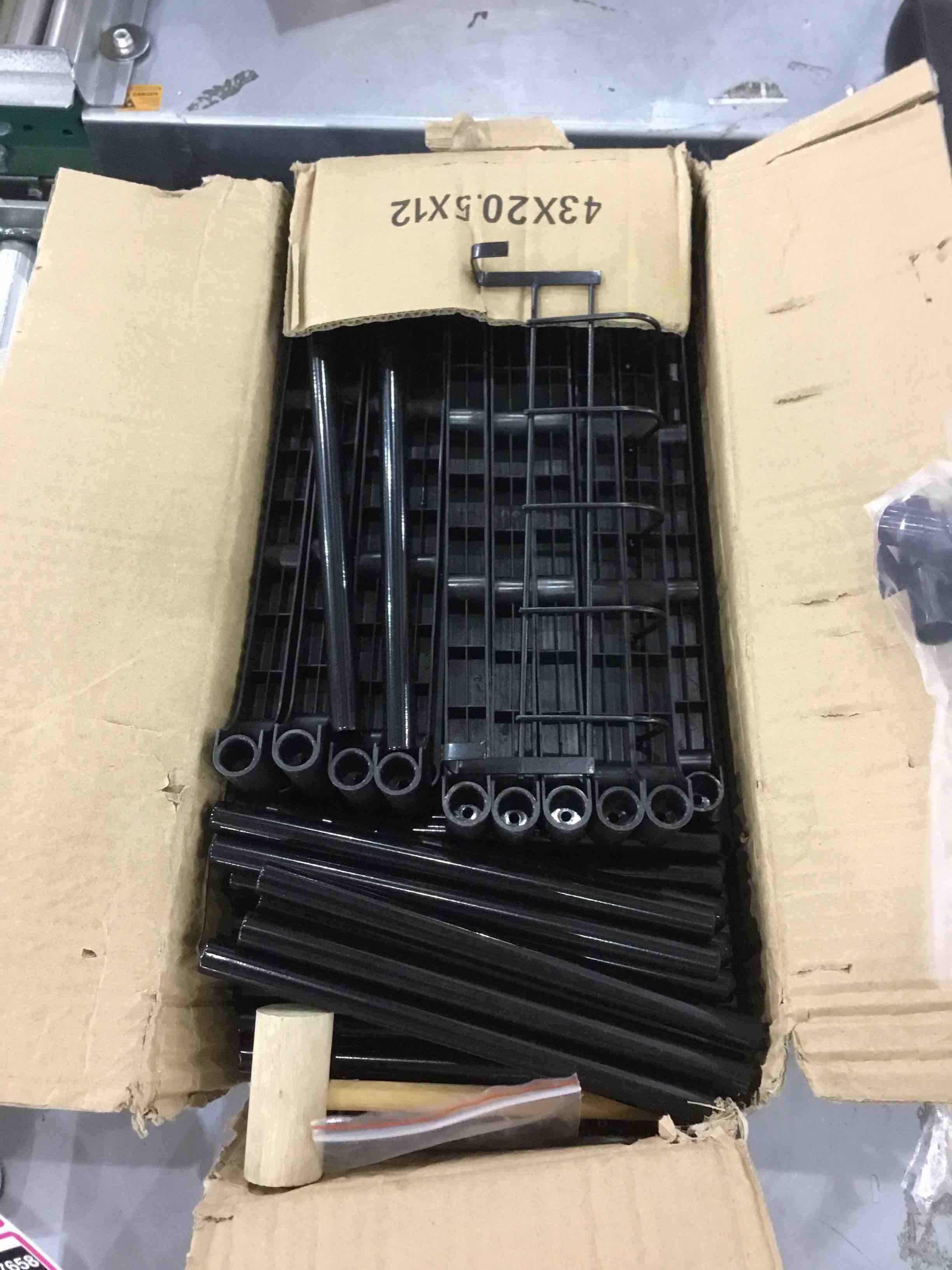 https://s3.amazonaws.com/lotting-images-prod/bidfta/EXS00317653_1688065154244.jpeg
