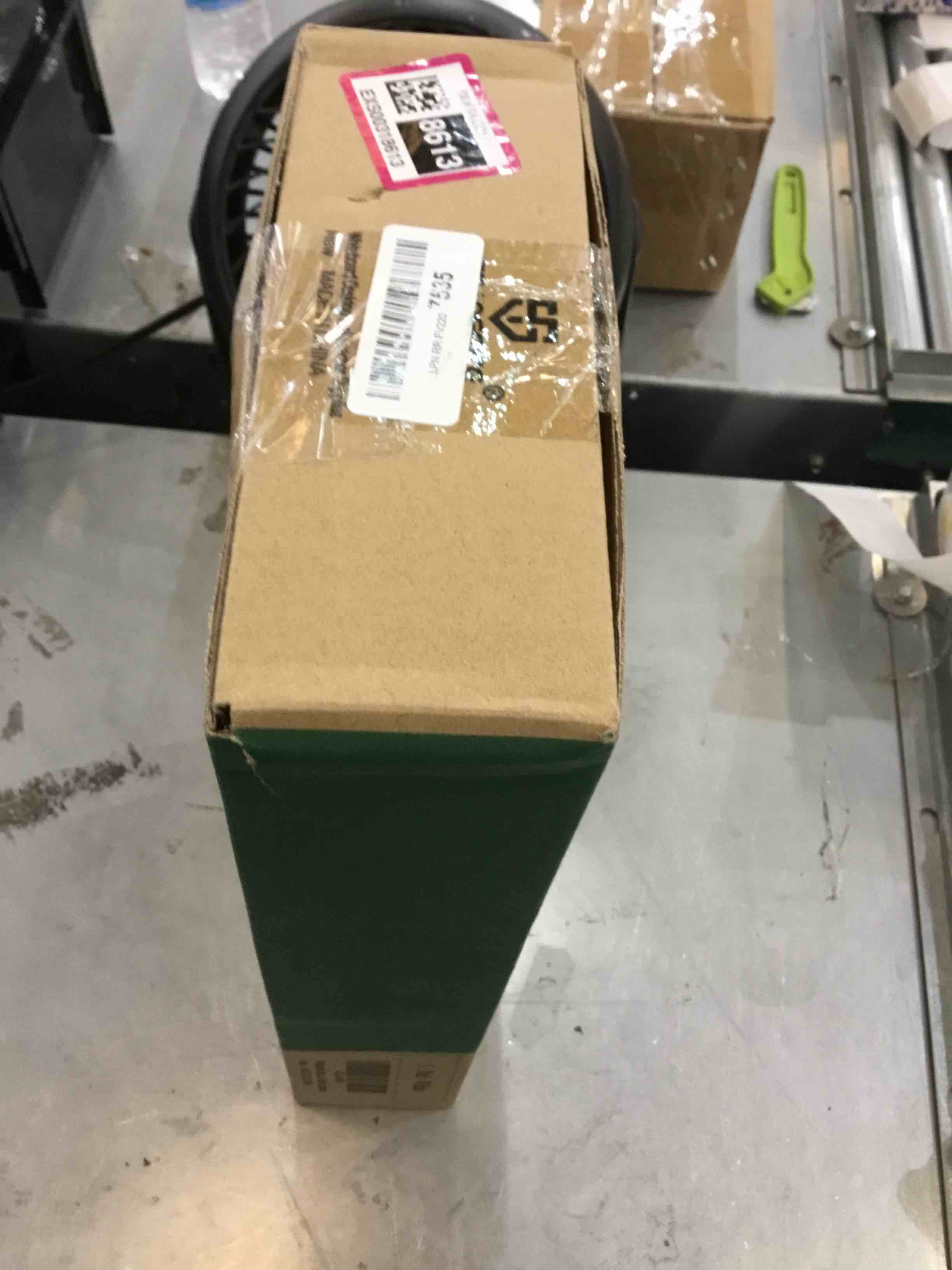https://s3.amazonaws.com/lotting-images-prod/bidfta/EXS00318613_1687965570420.jpeg