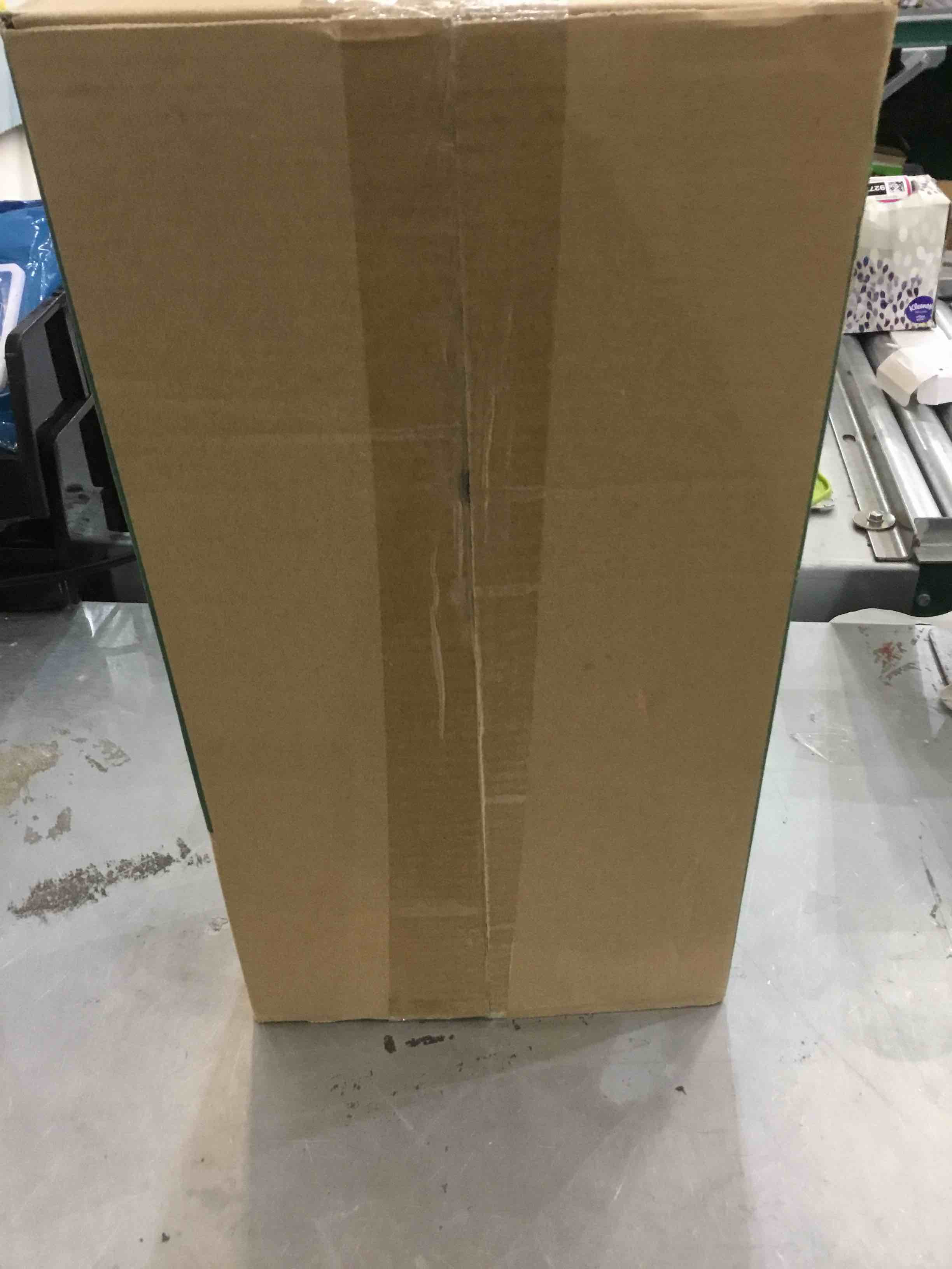 https://s3.amazonaws.com/lotting-images-prod/bidfta/EXS00318613_1687965575362.jpeg