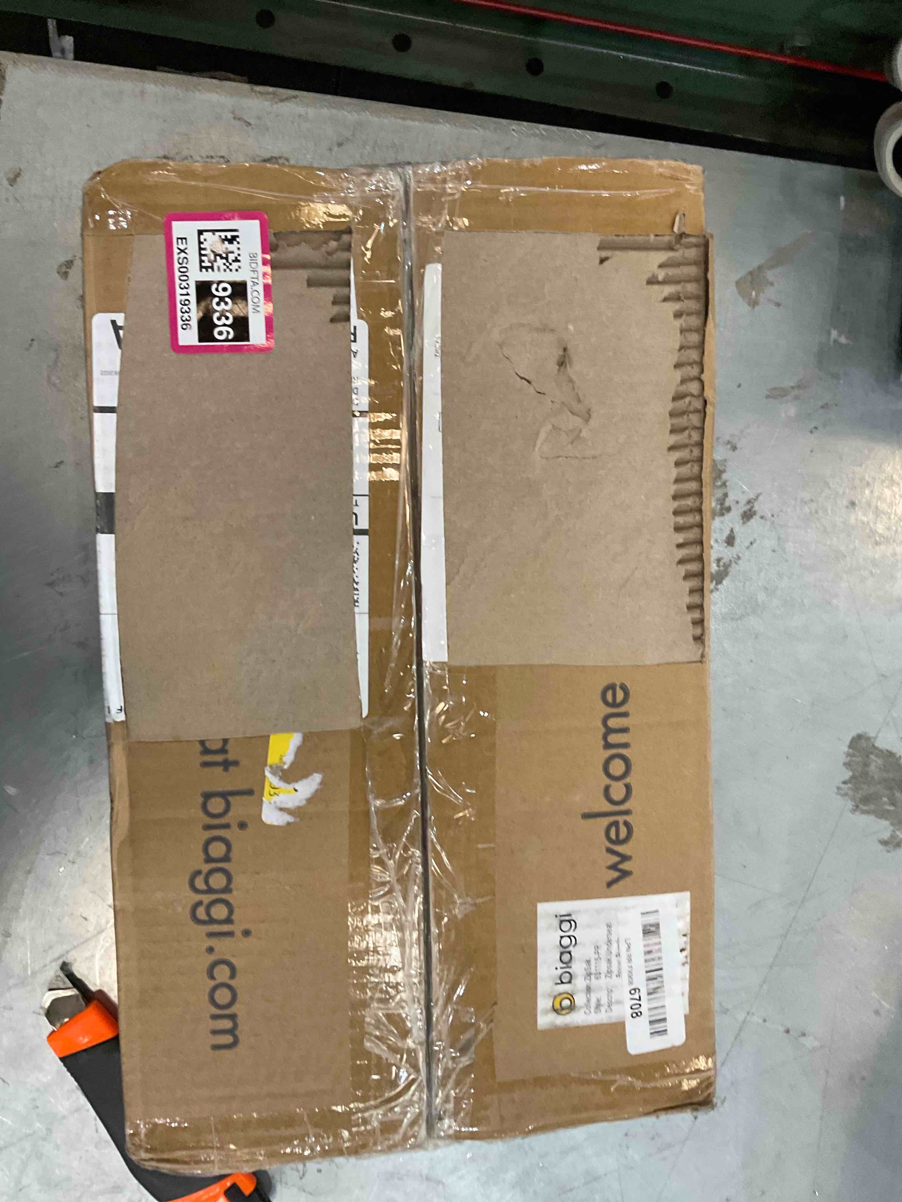 https://s3.amazonaws.com/lotting-images-prod/bidfta/EXS00319336_1689101994529.jpeg