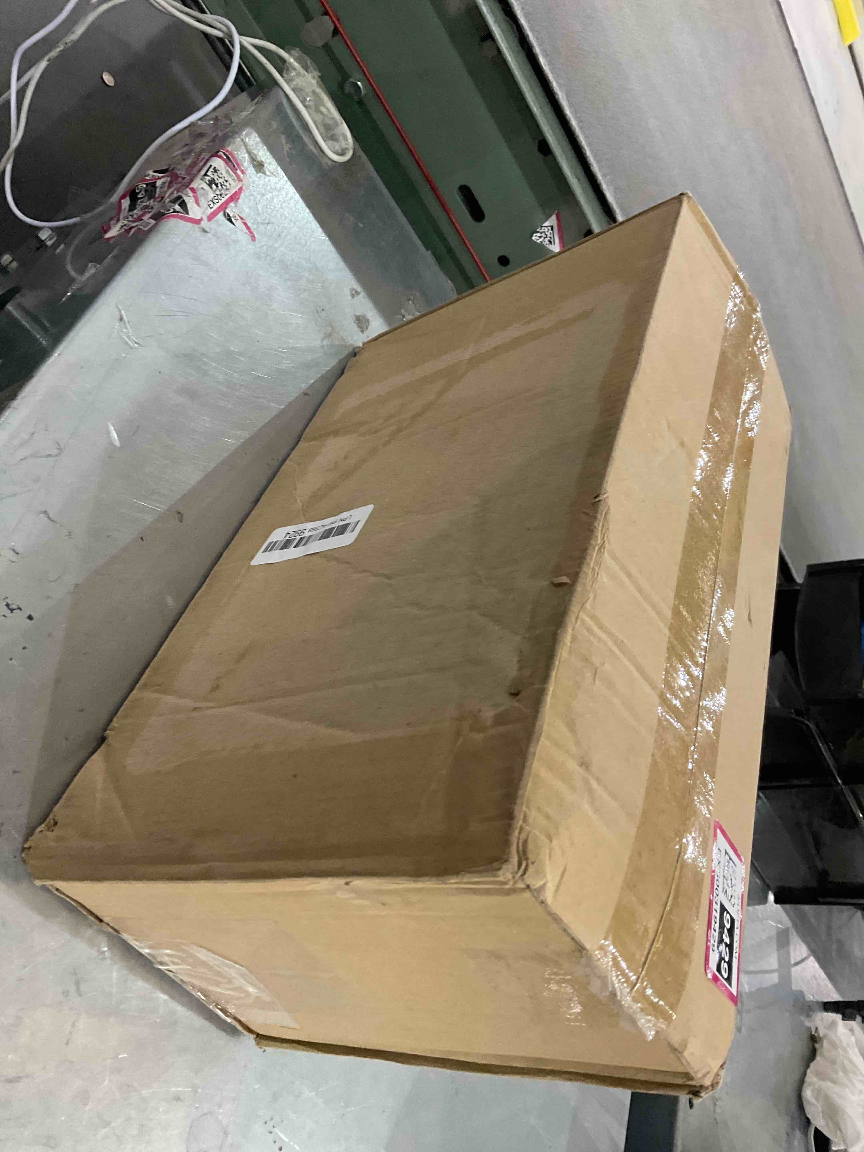 https://s3.amazonaws.com/lotting-images-prod/bidfta/EXS00319429_1689164139086.jpeg