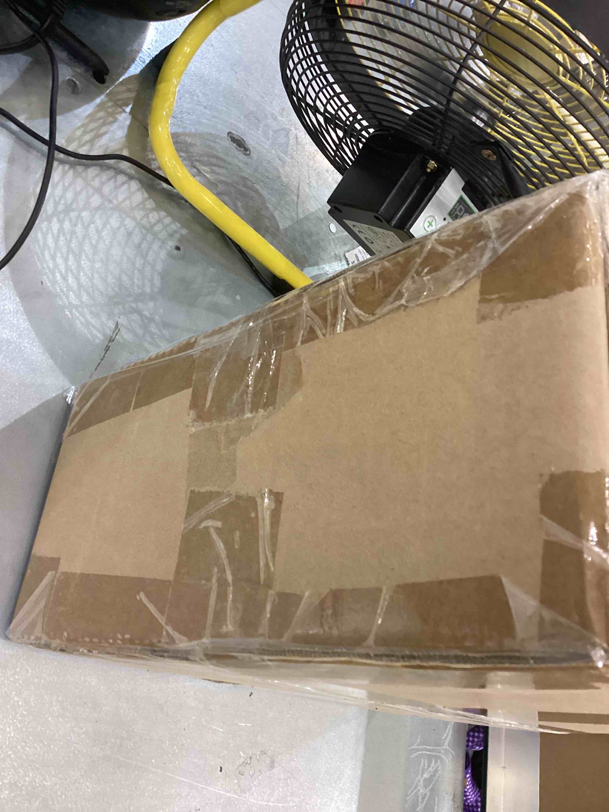 https://s3.amazonaws.com/lotting-images-prod/bidfta/EXS00319583_1688657343343.jpeg