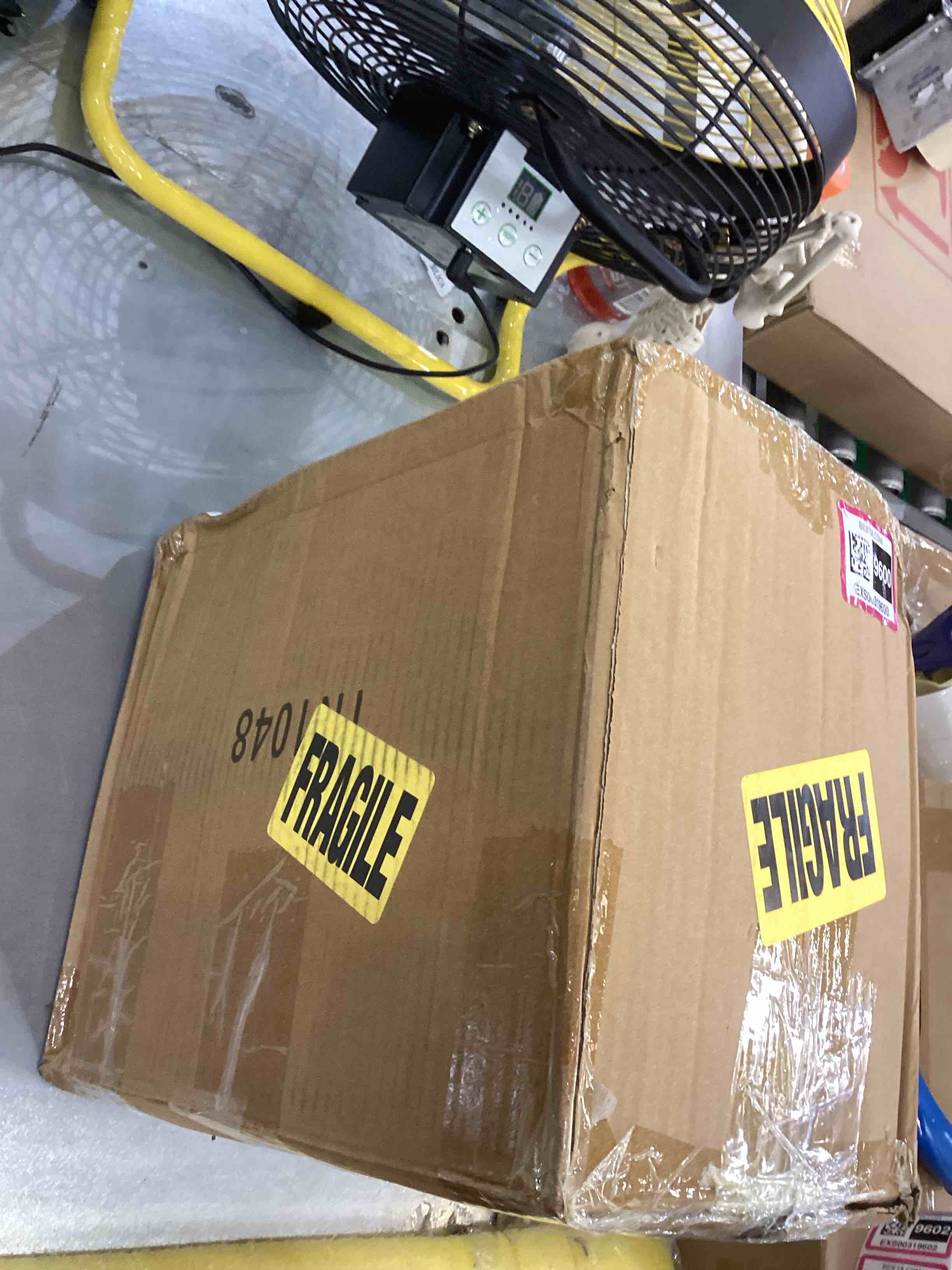 https://s3.amazonaws.com/lotting-images-prod/bidfta/EXS00319600_1688661004334.jpeg