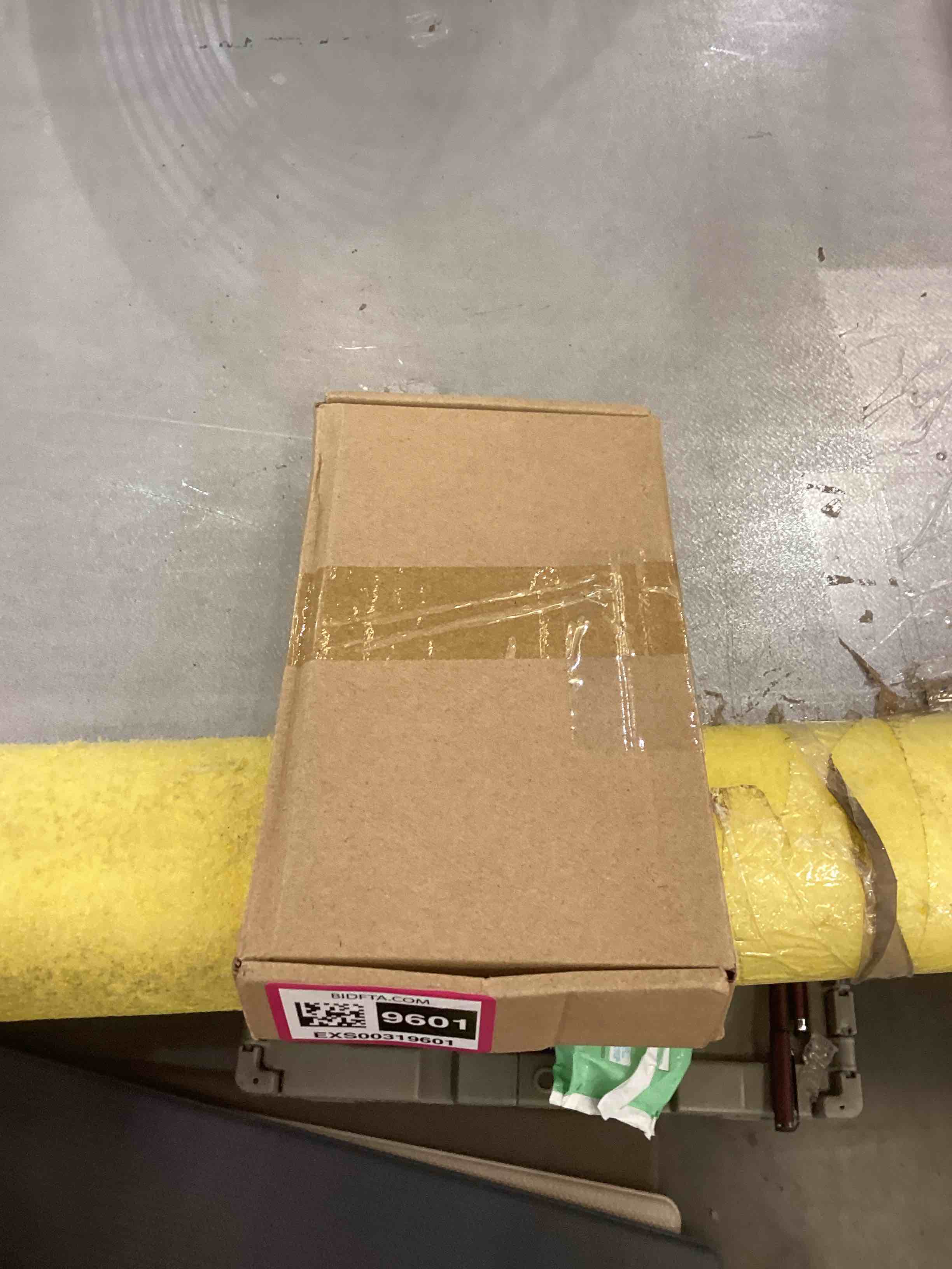 https://s3.amazonaws.com/lotting-images-prod/bidfta/EXS00319601_1688661052943.jpeg