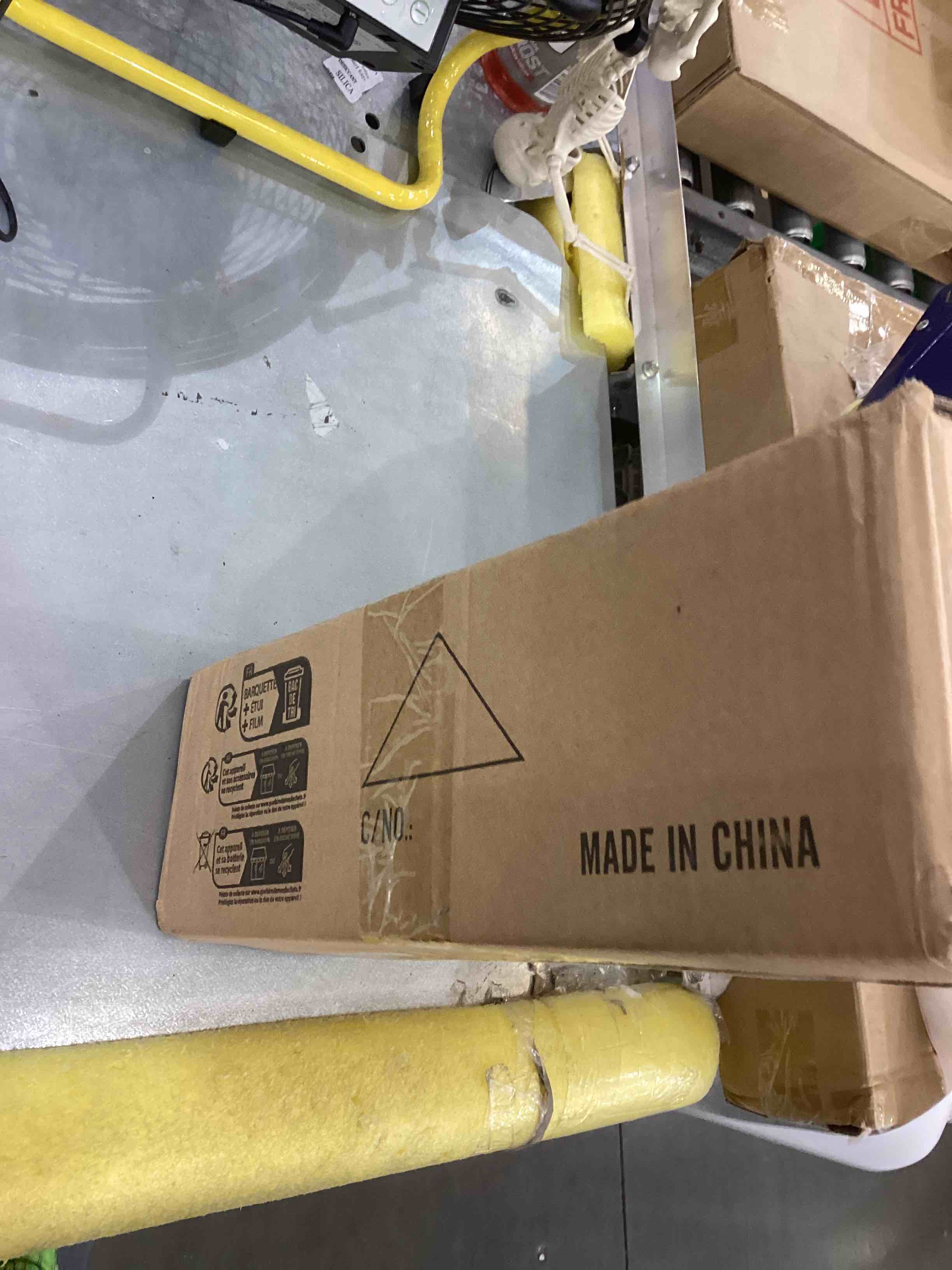 https://s3.amazonaws.com/lotting-images-prod/bidfta/EXS00319608_1688661550310.jpeg