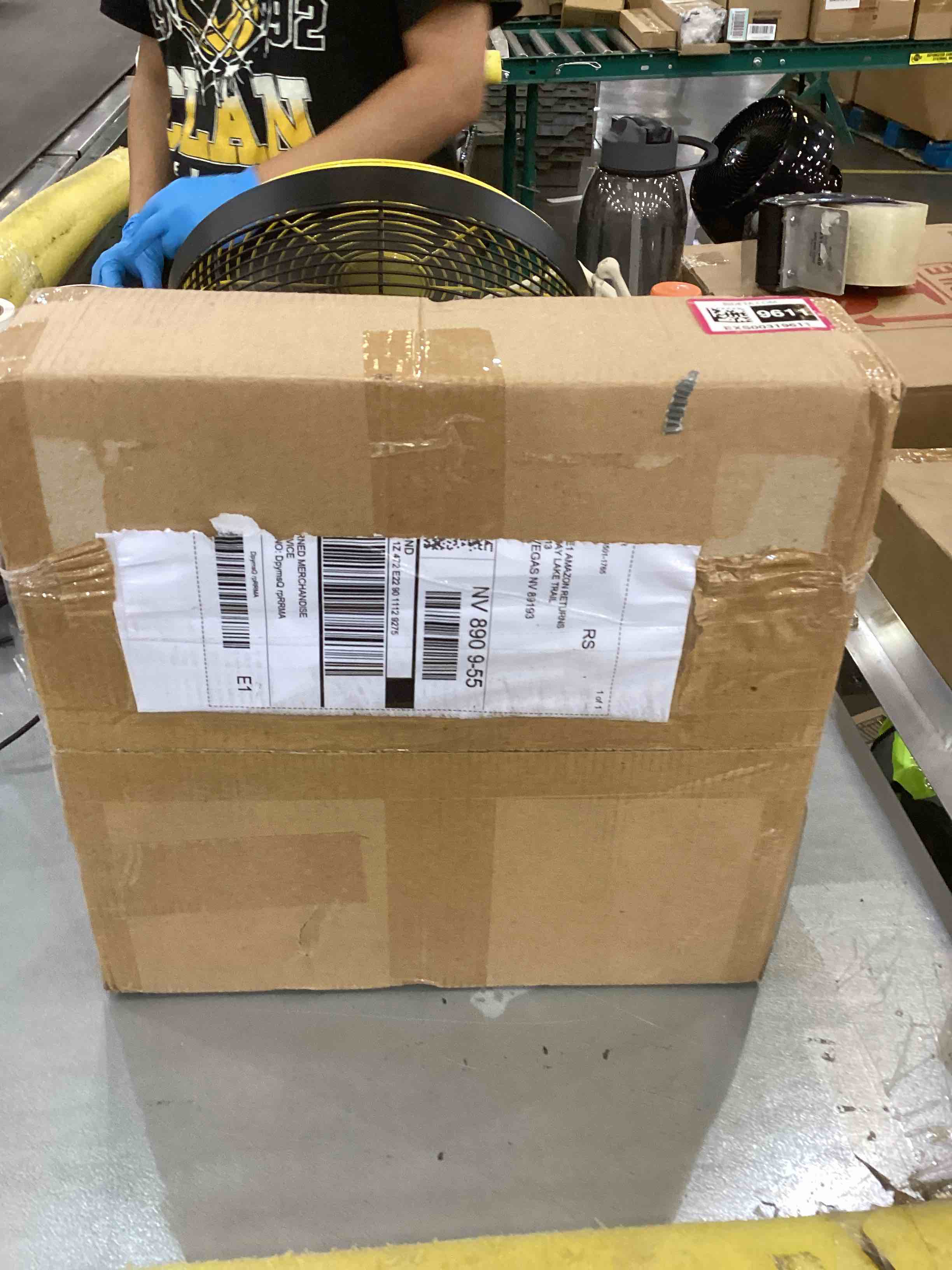 https://s3.amazonaws.com/lotting-images-prod/bidfta/EXS00319611_1688661753791.jpeg