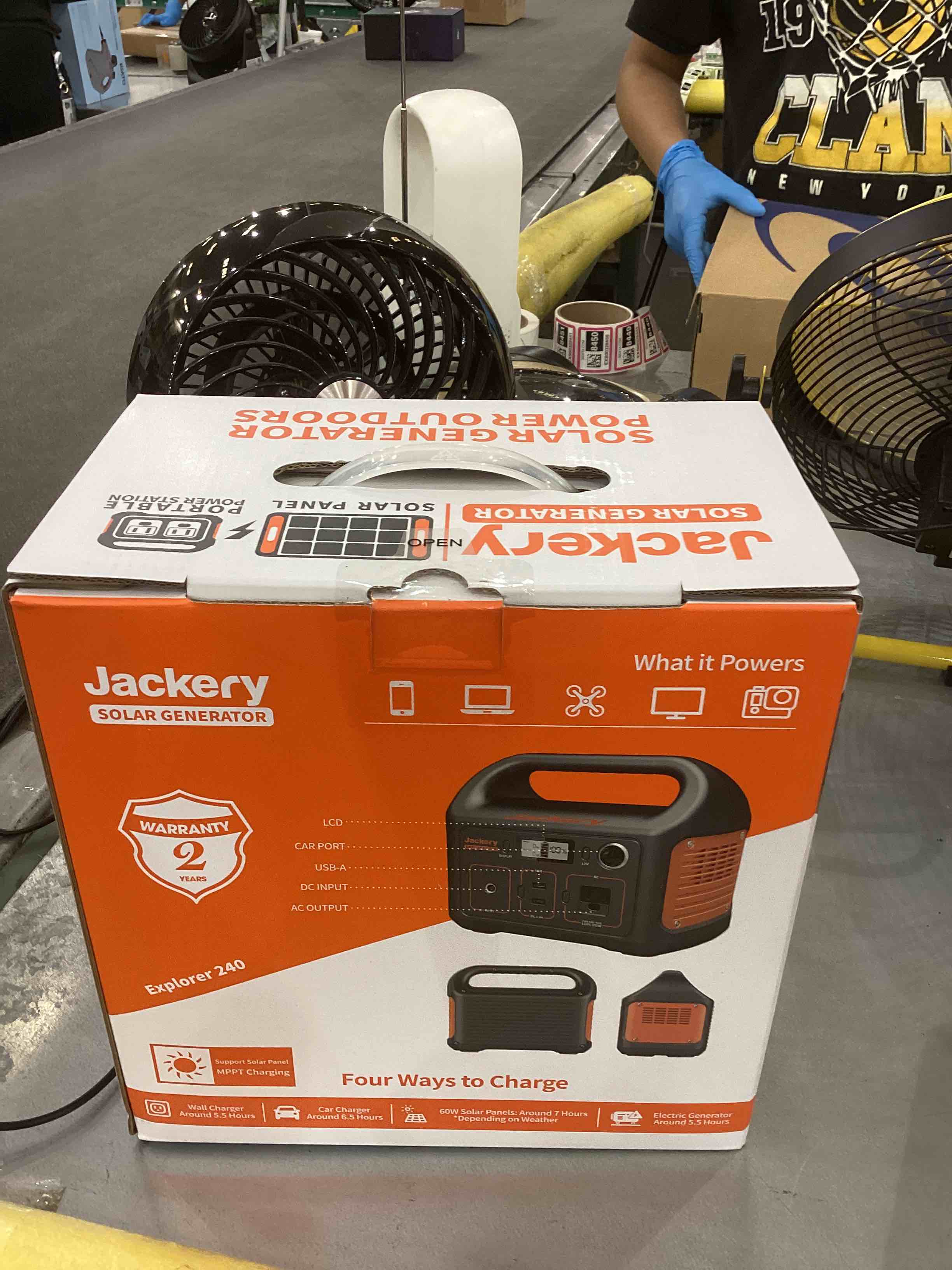https://s3.amazonaws.com/lotting-images-prod/bidfta/EXS00319615_1688662174472.jpeg