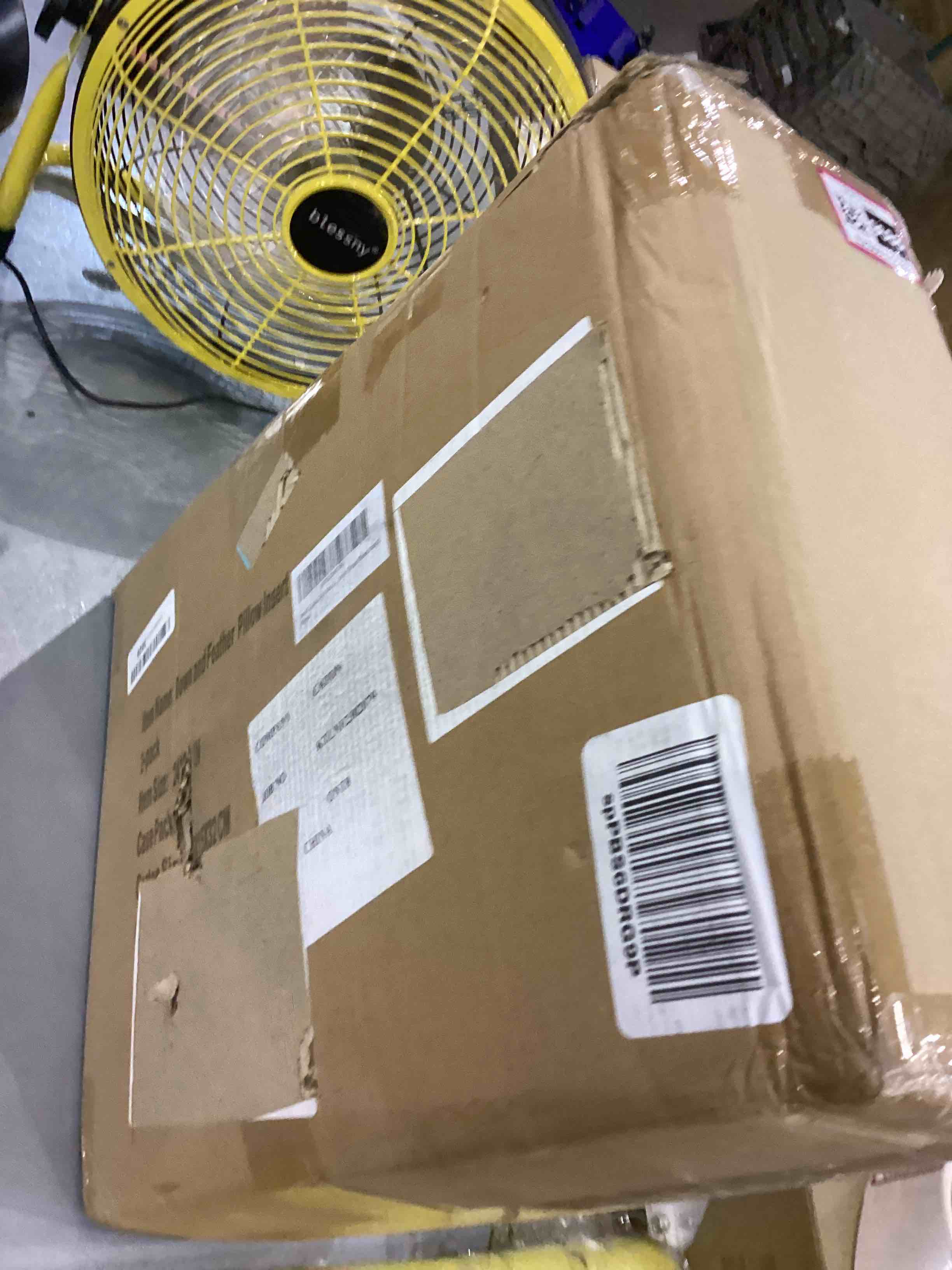https://s3.amazonaws.com/lotting-images-prod/bidfta/EXS00319688_1688728480415.jpeg
